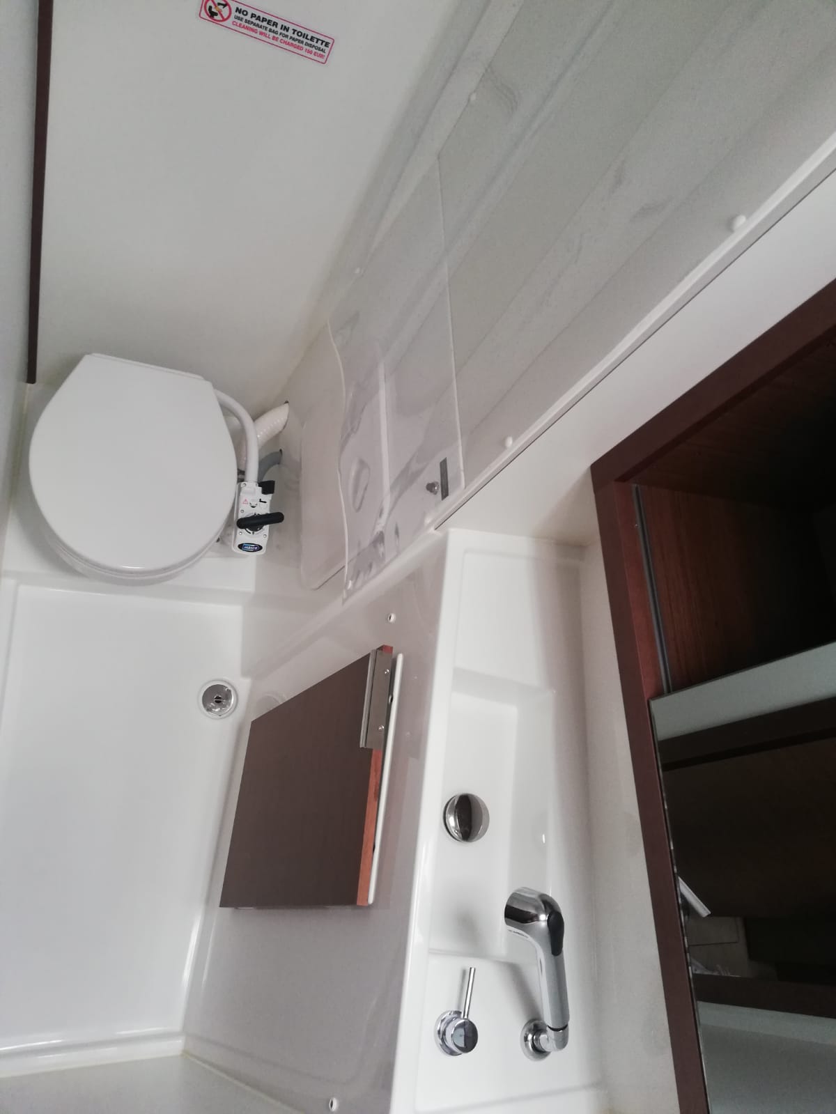 Lagoon 40 — photo 23