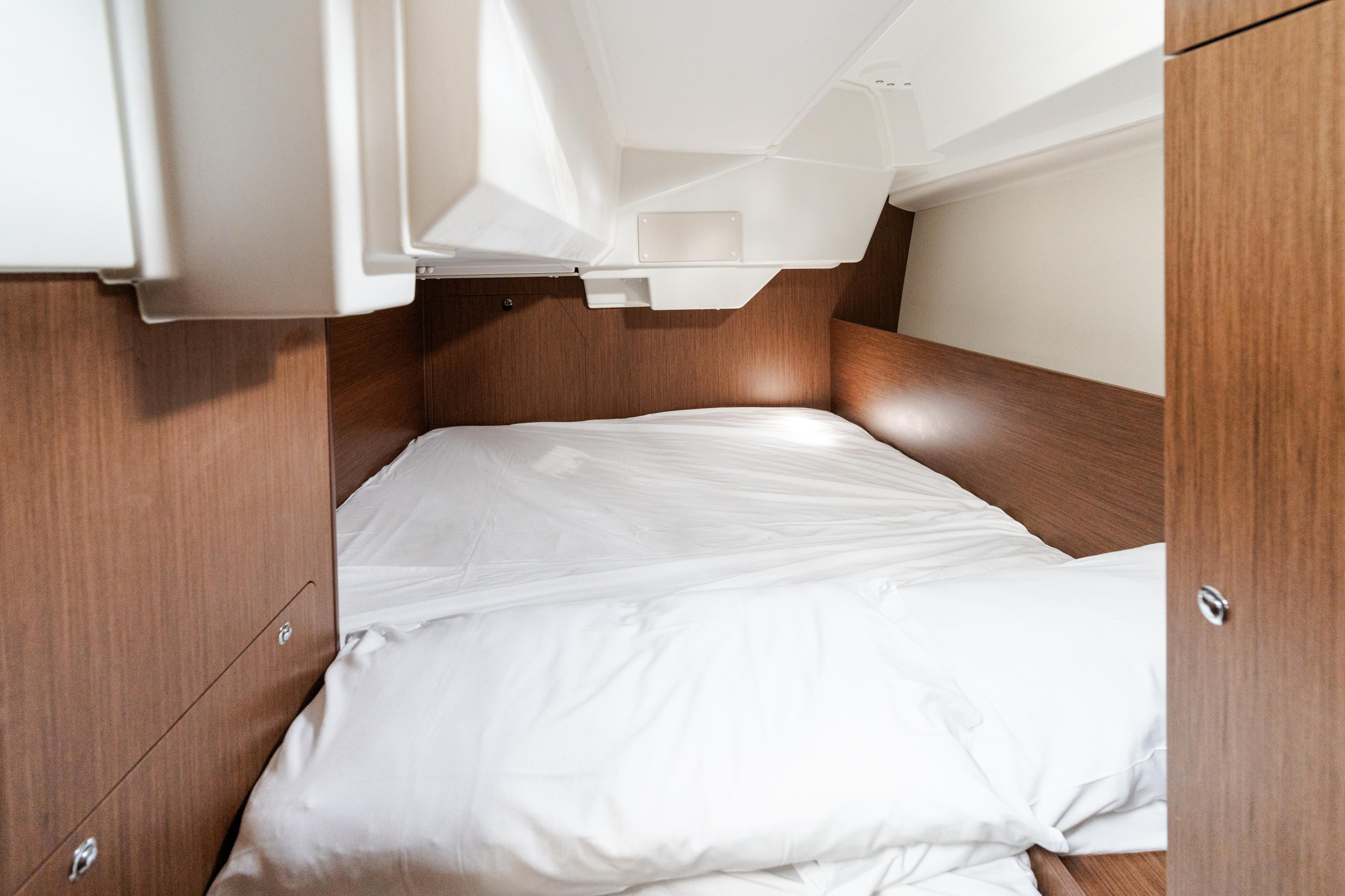 Oceanis 38.1 — photo 28