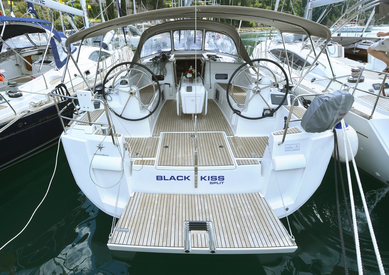 Sun Odyssey 479 — photo 10