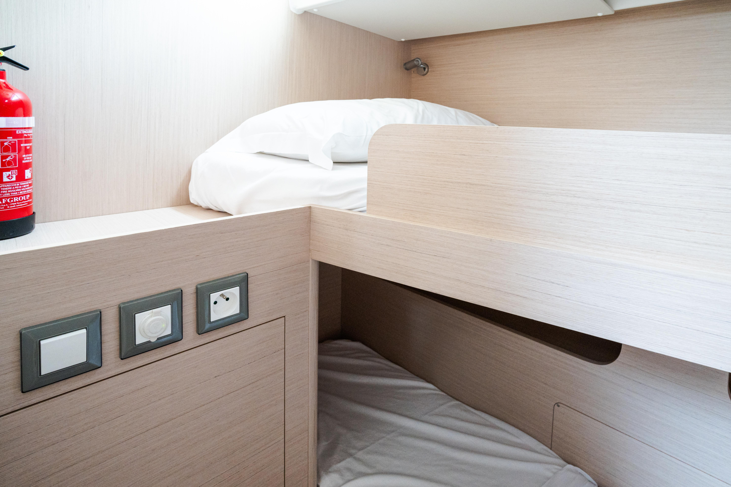 Oceanis 51.1 — photo 14
