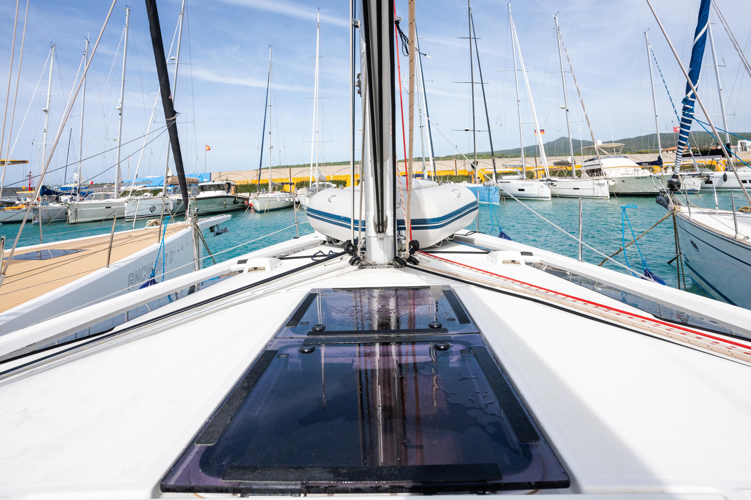 Oceanis 51.1 — photo 12