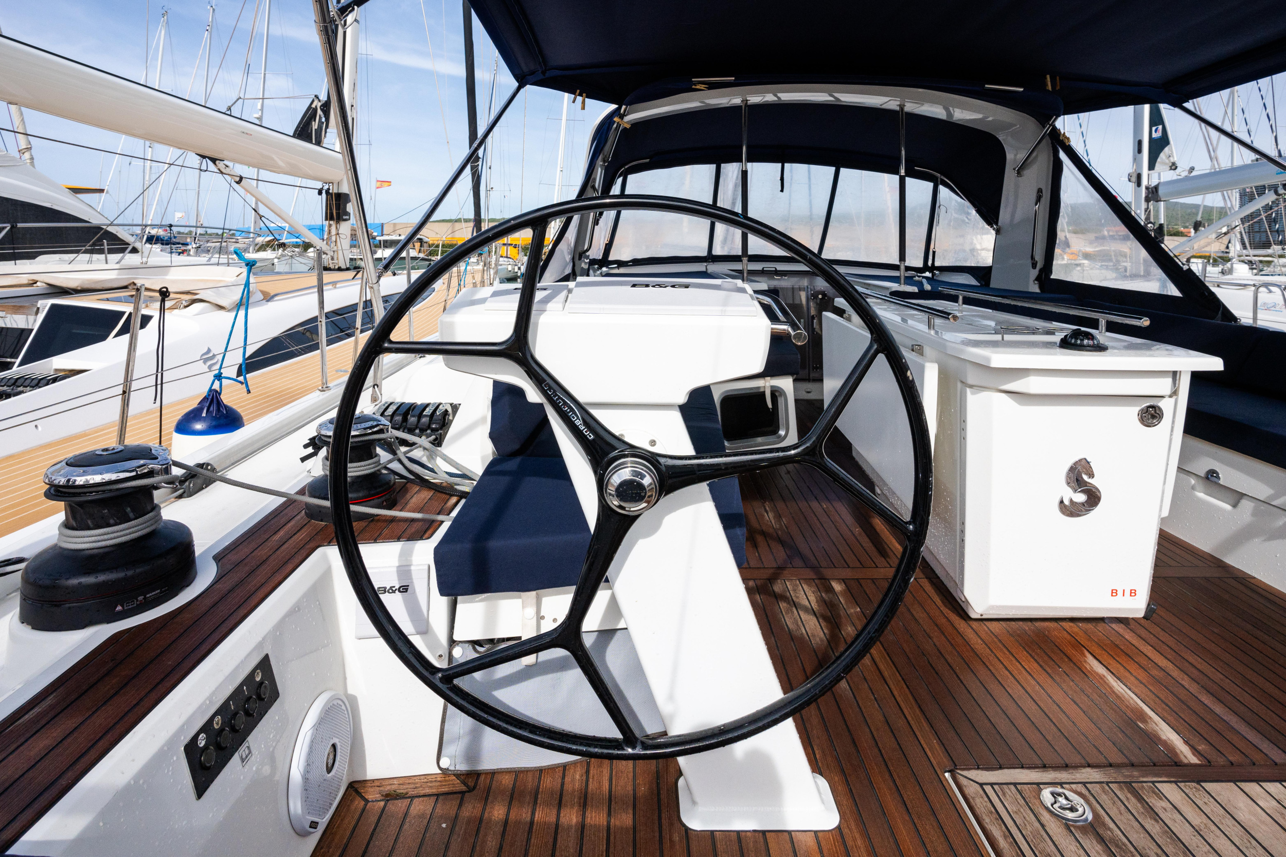 Oceanis 51.1 — photo 3