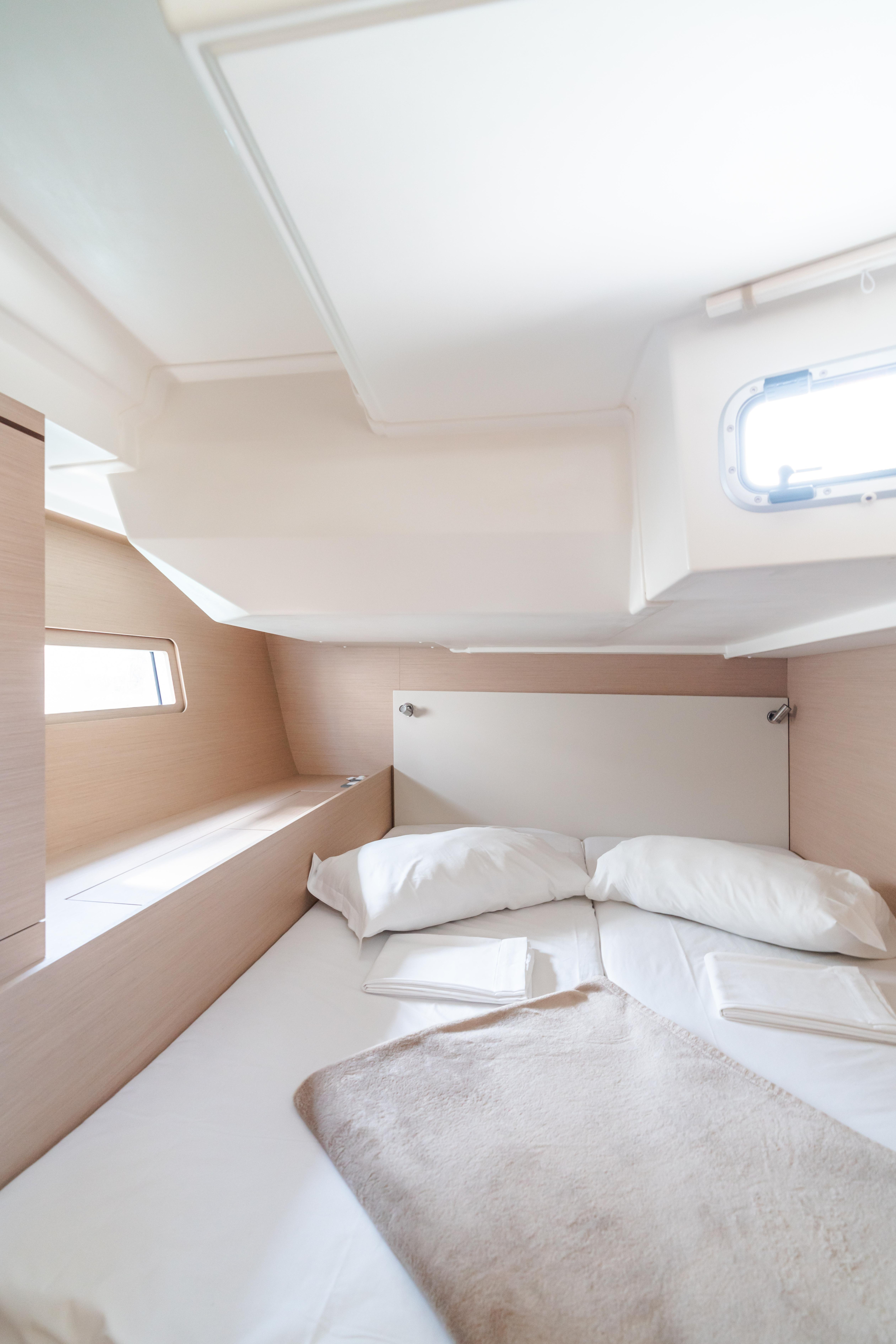 Oceanis 51.1 — photo 13