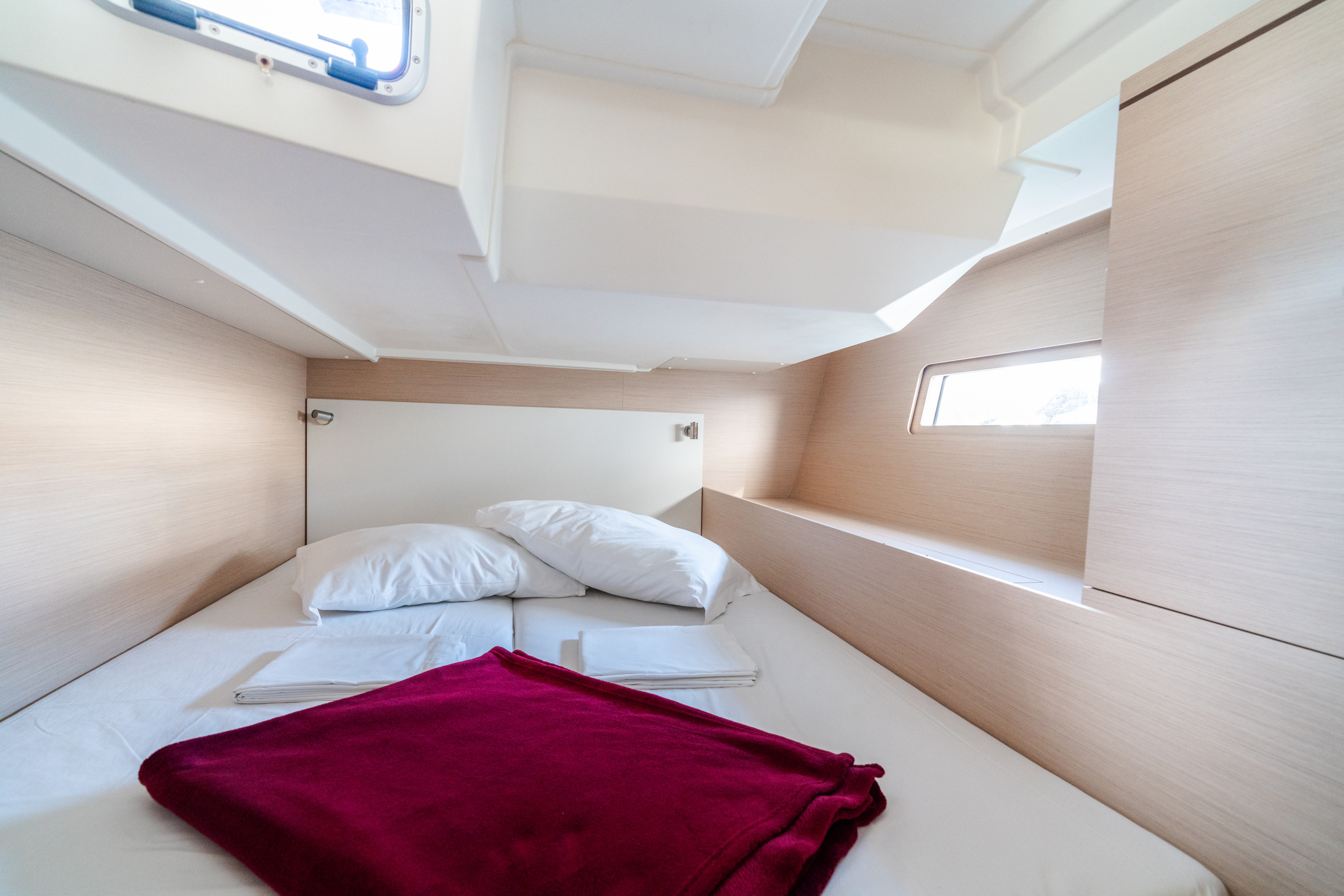 Oceanis 51.1 — photo 25