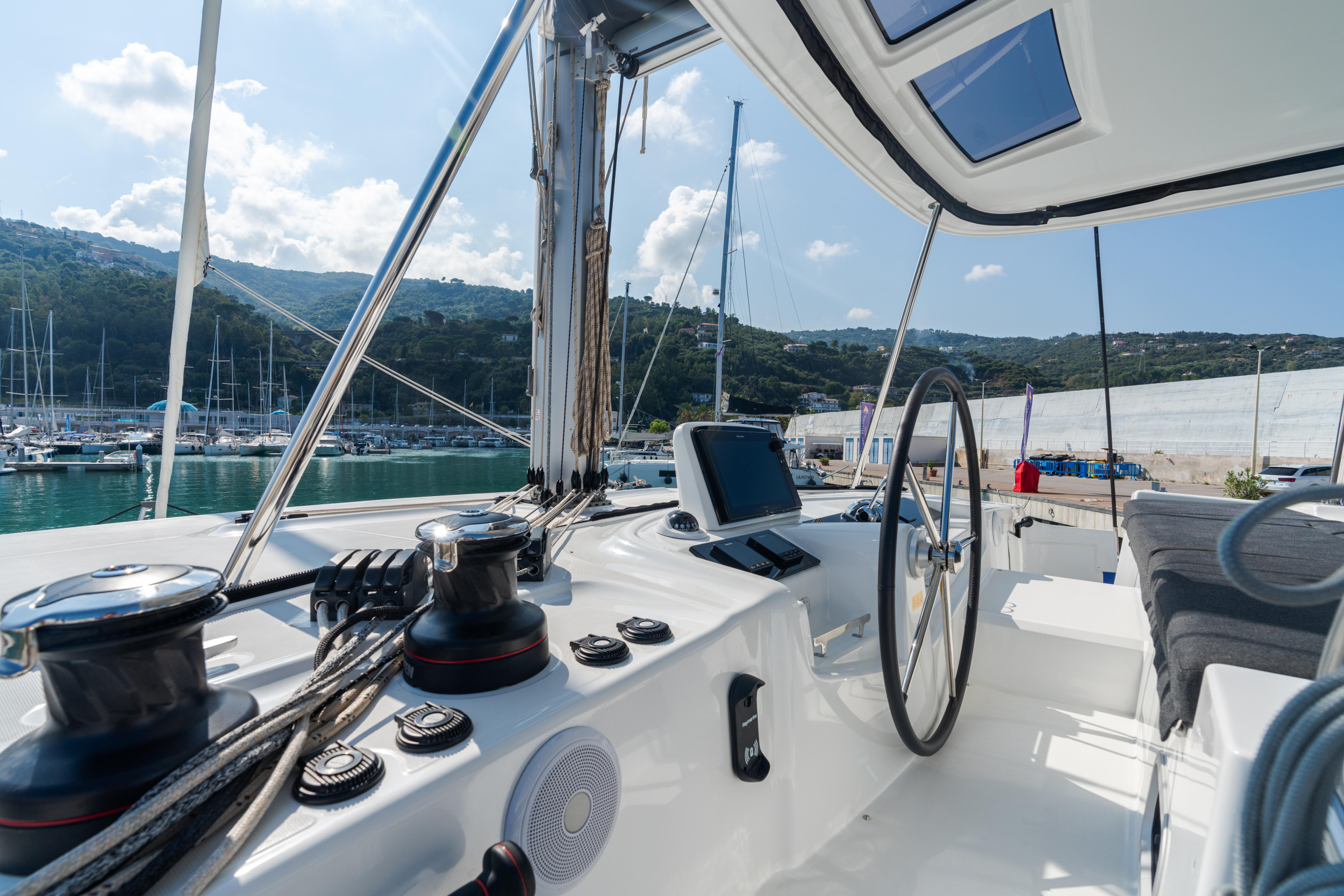 Lagoon 46 — photo 17