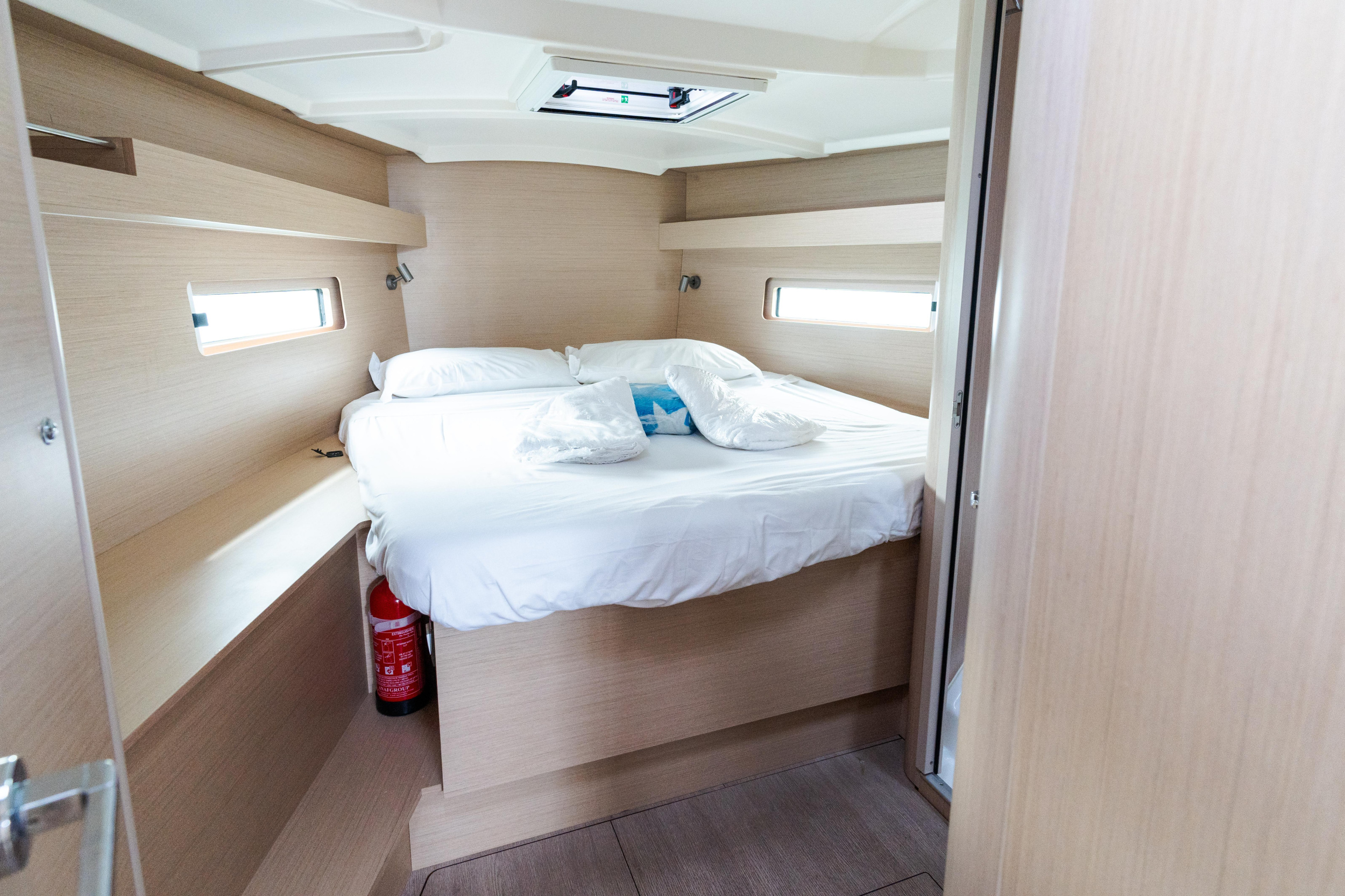Oceanis 40.1 — photo 10
