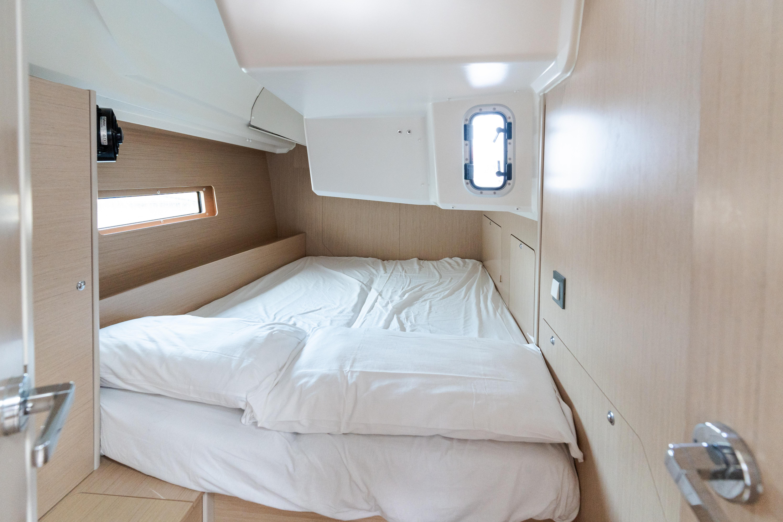 Oceanis 40.1 — photo 14