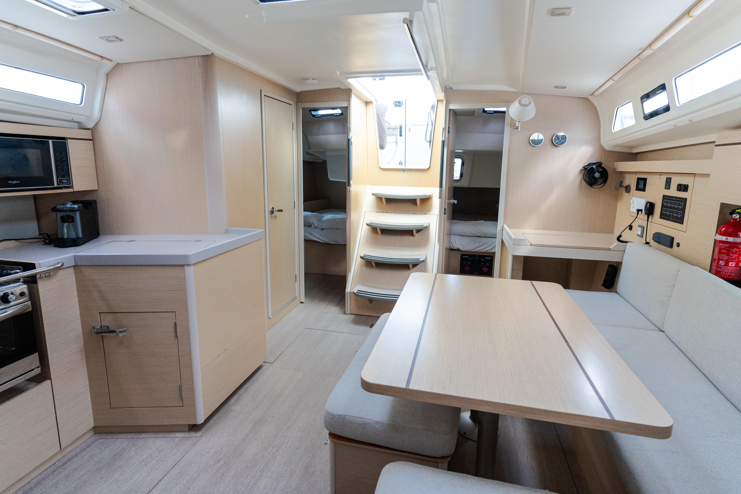 Oceanis 40.1 — photo 13