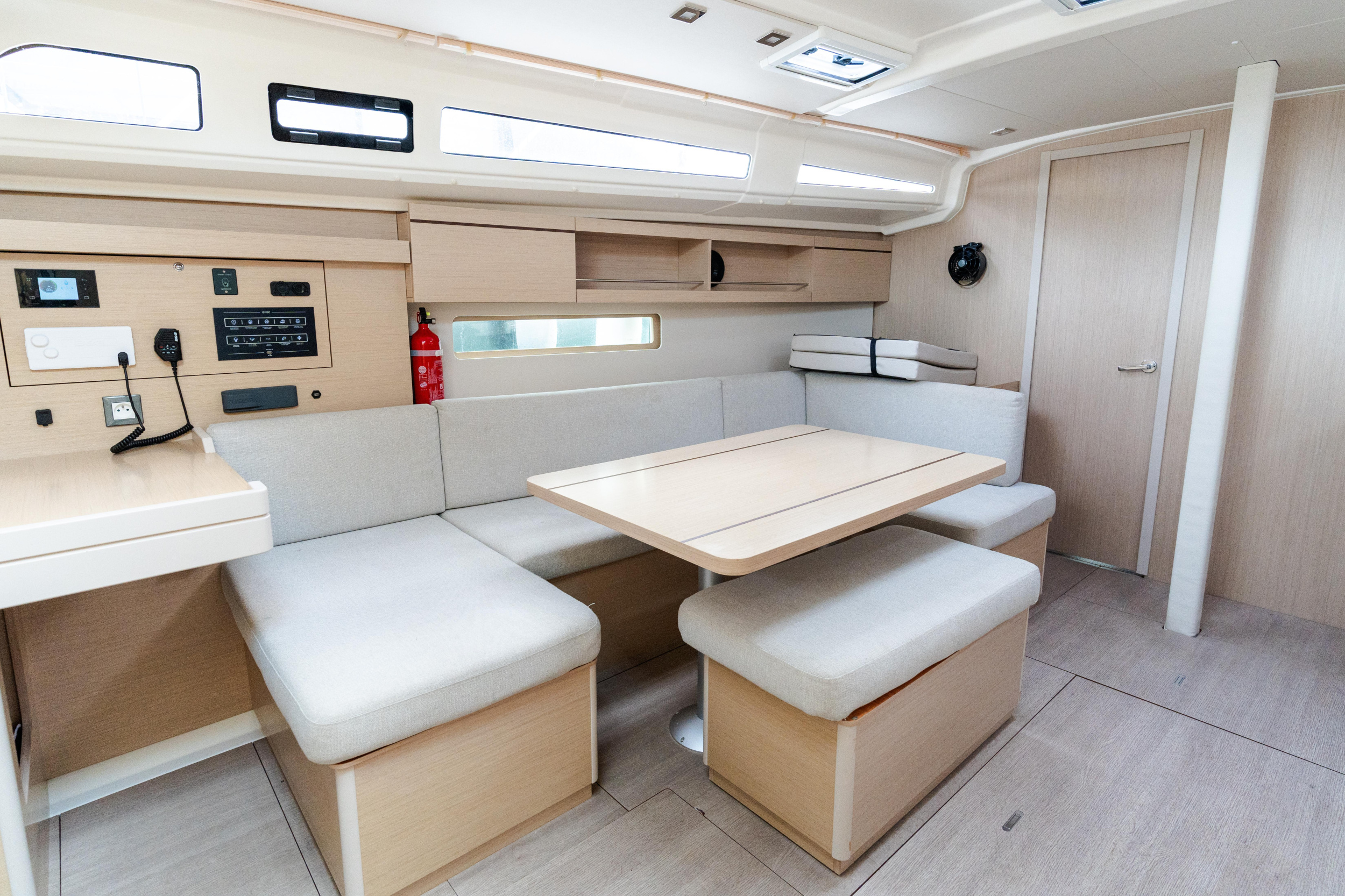 Oceanis 40.1 — photo 8