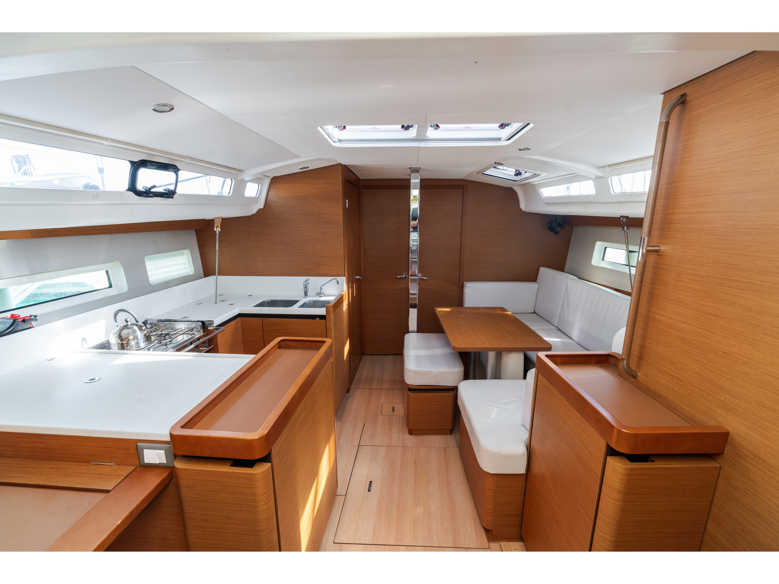 Sun Odyssey 440 — photo 15