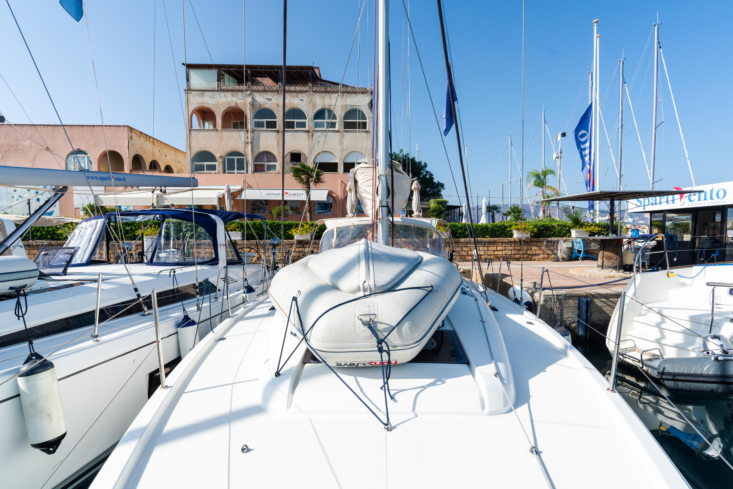Sun Odyssey 440 — photo 14