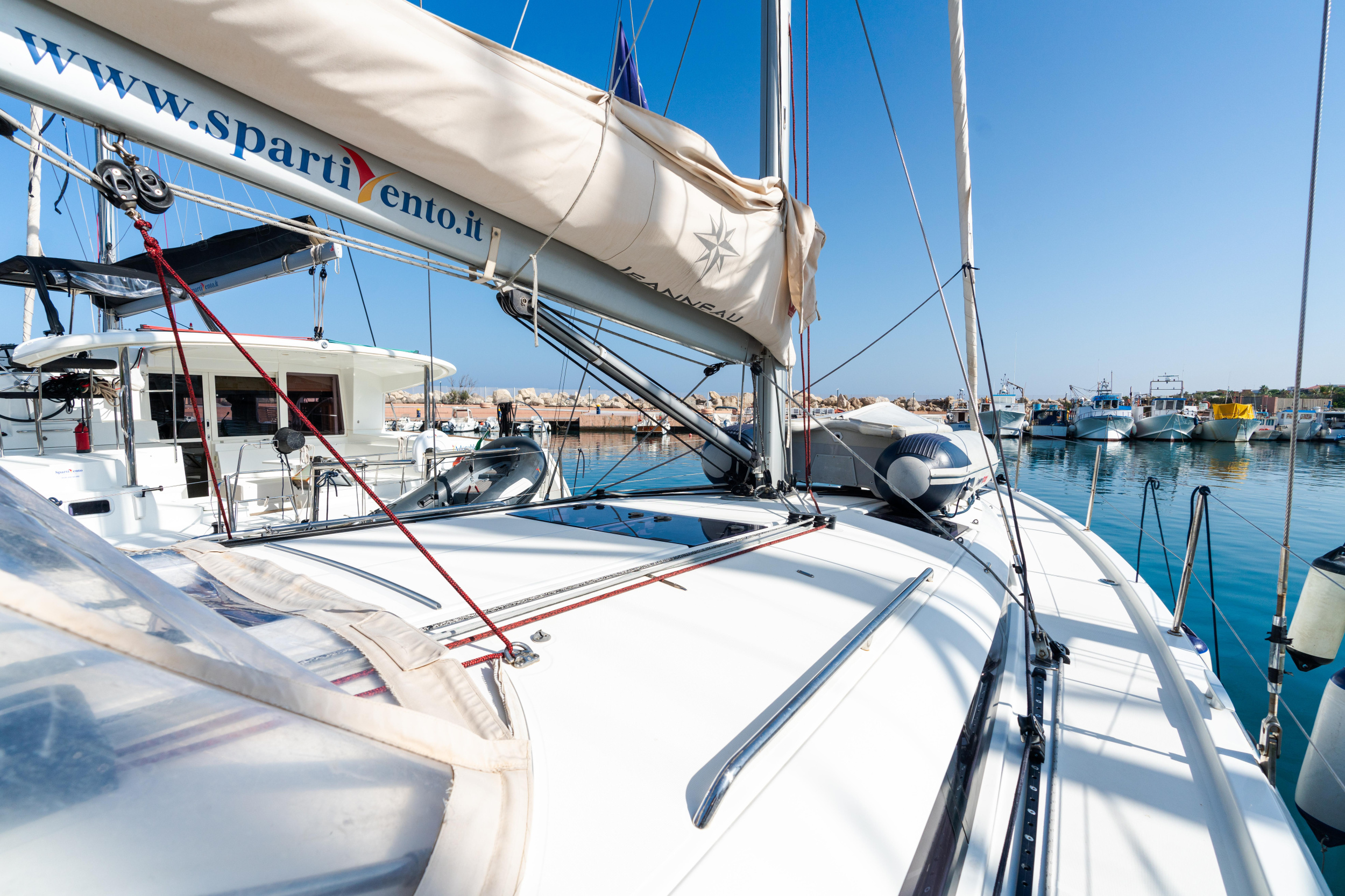 Sun Odyssey 440 — photo 16