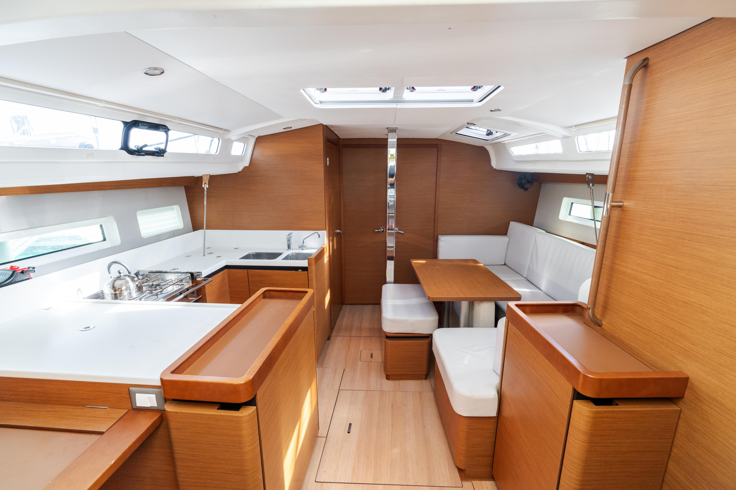 Sun Odyssey 440 — photo 5