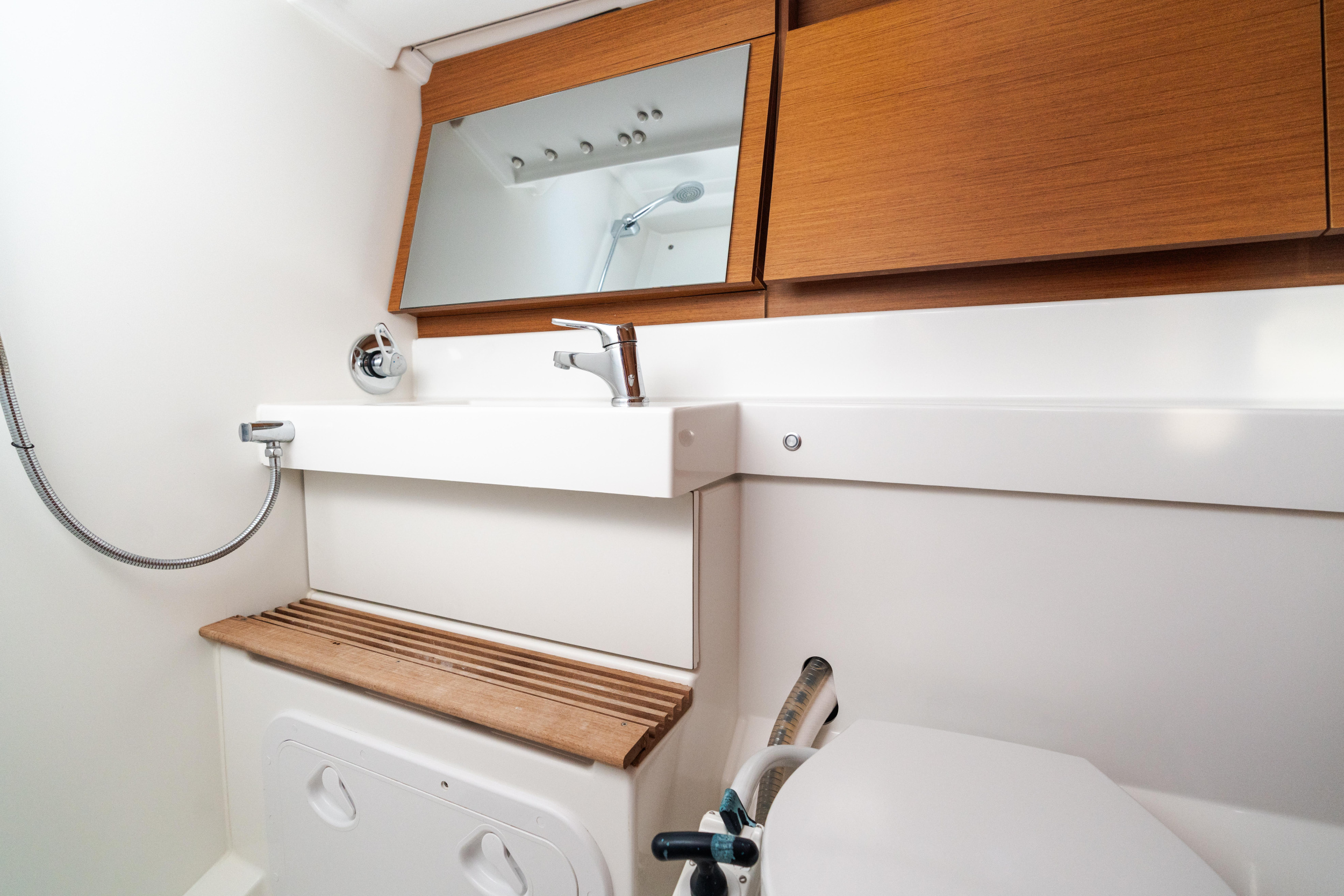 Sun Odyssey 440 — photo 27