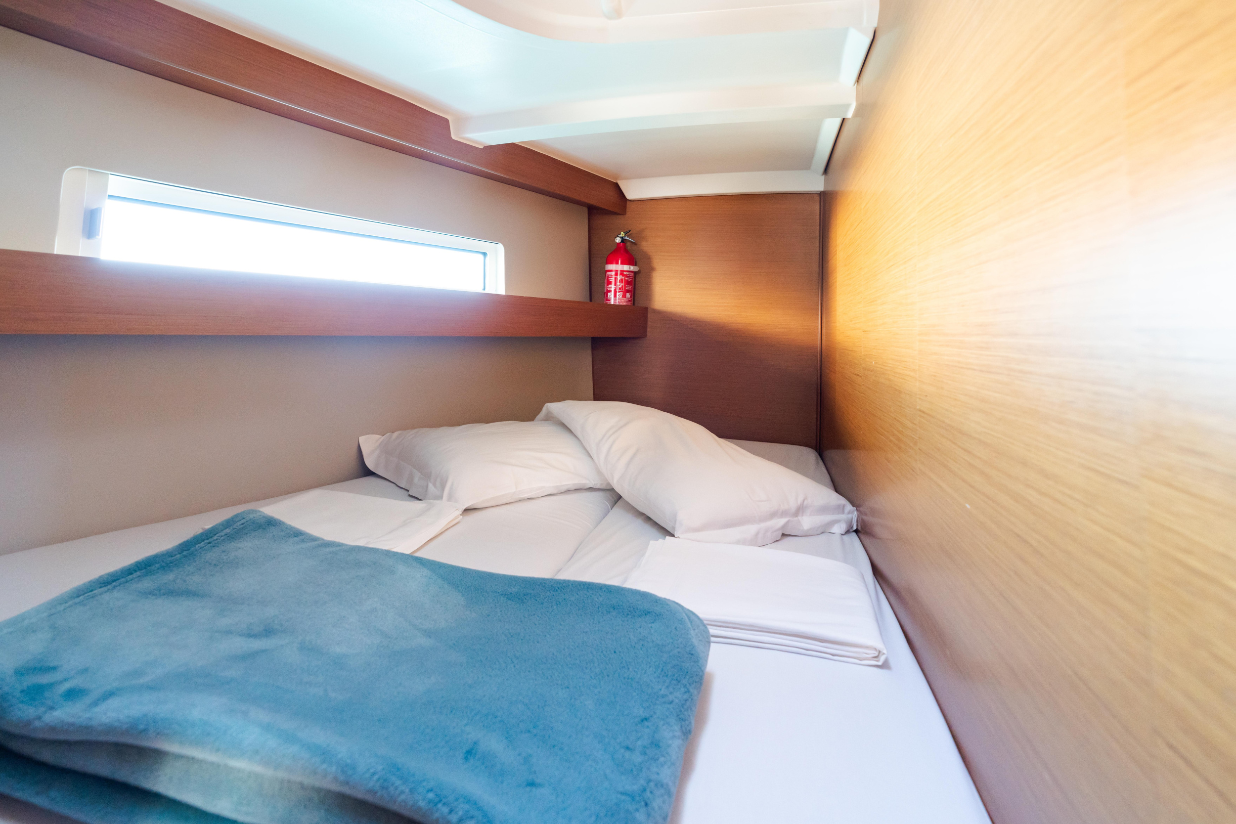 Sun Odyssey 440 — photo 23