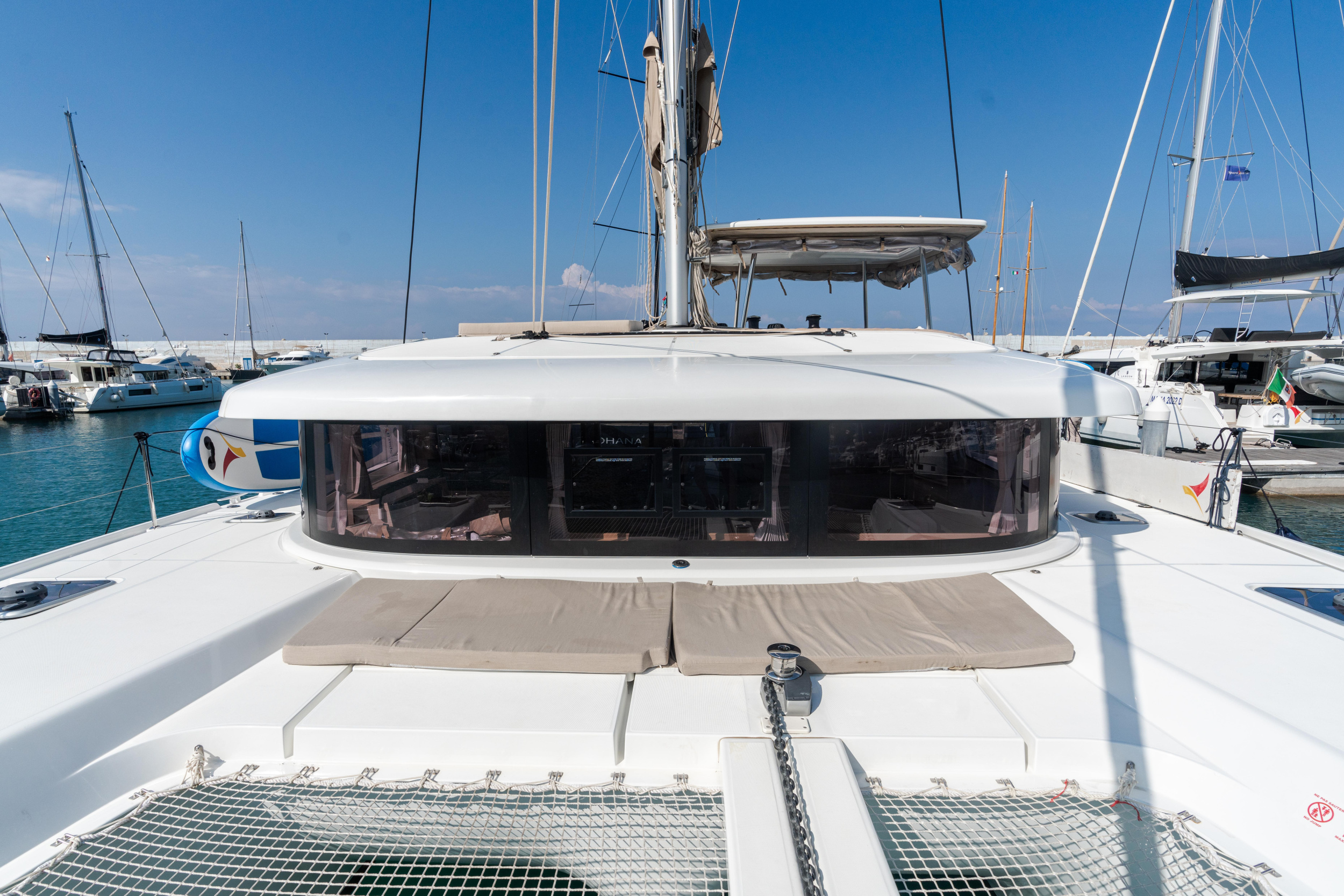 Lagoon 42 — photo 13