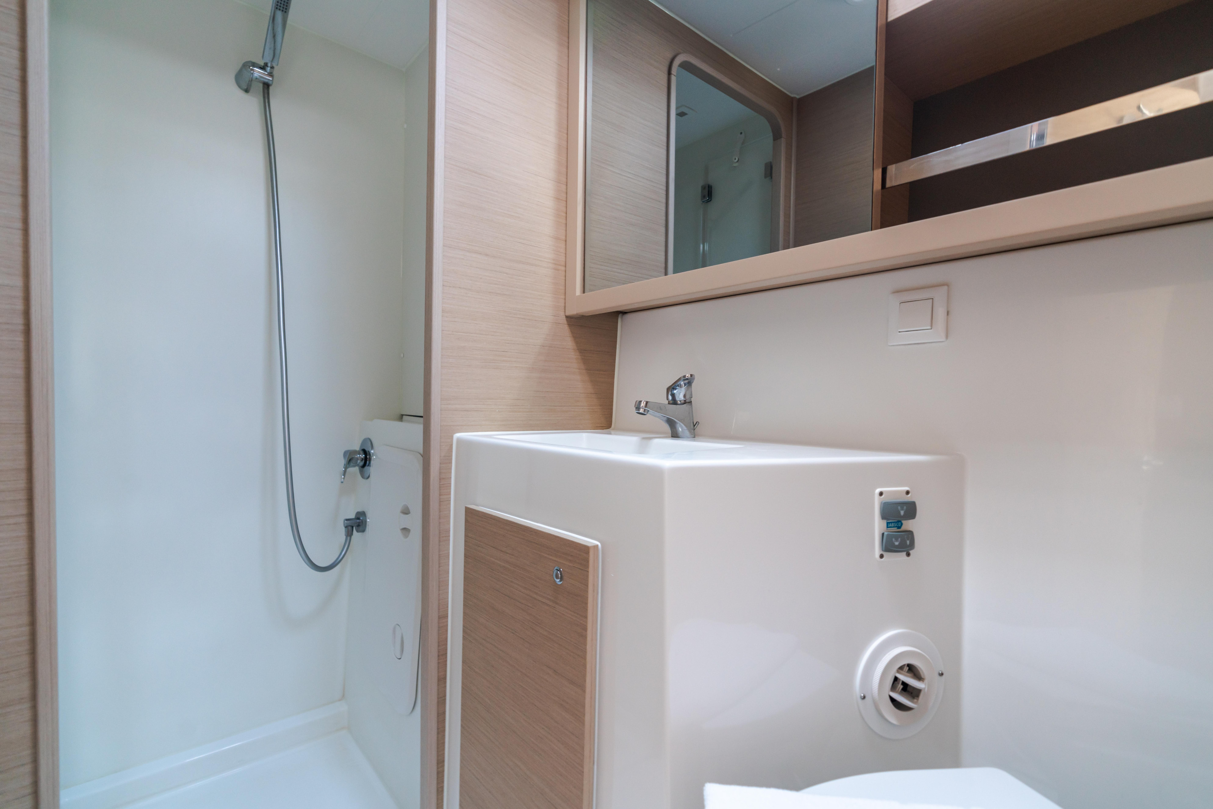 Lagoon 42 — photo 26