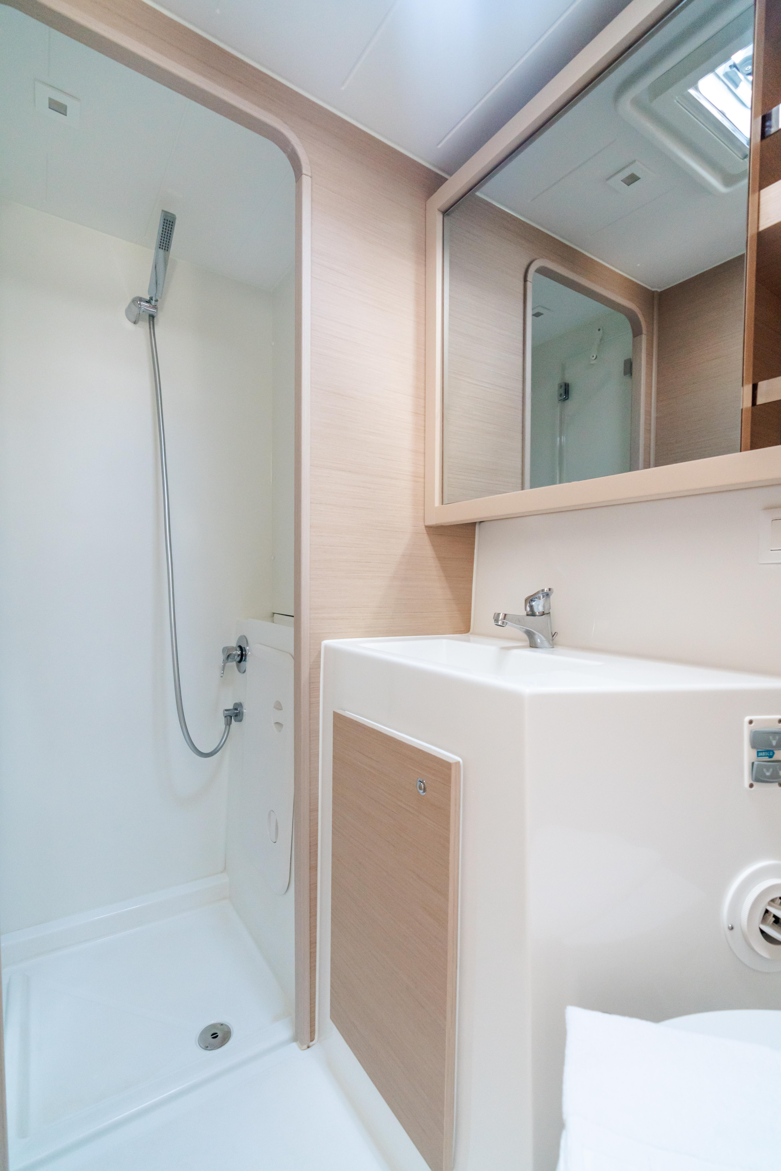 Lagoon 42 — photo 23