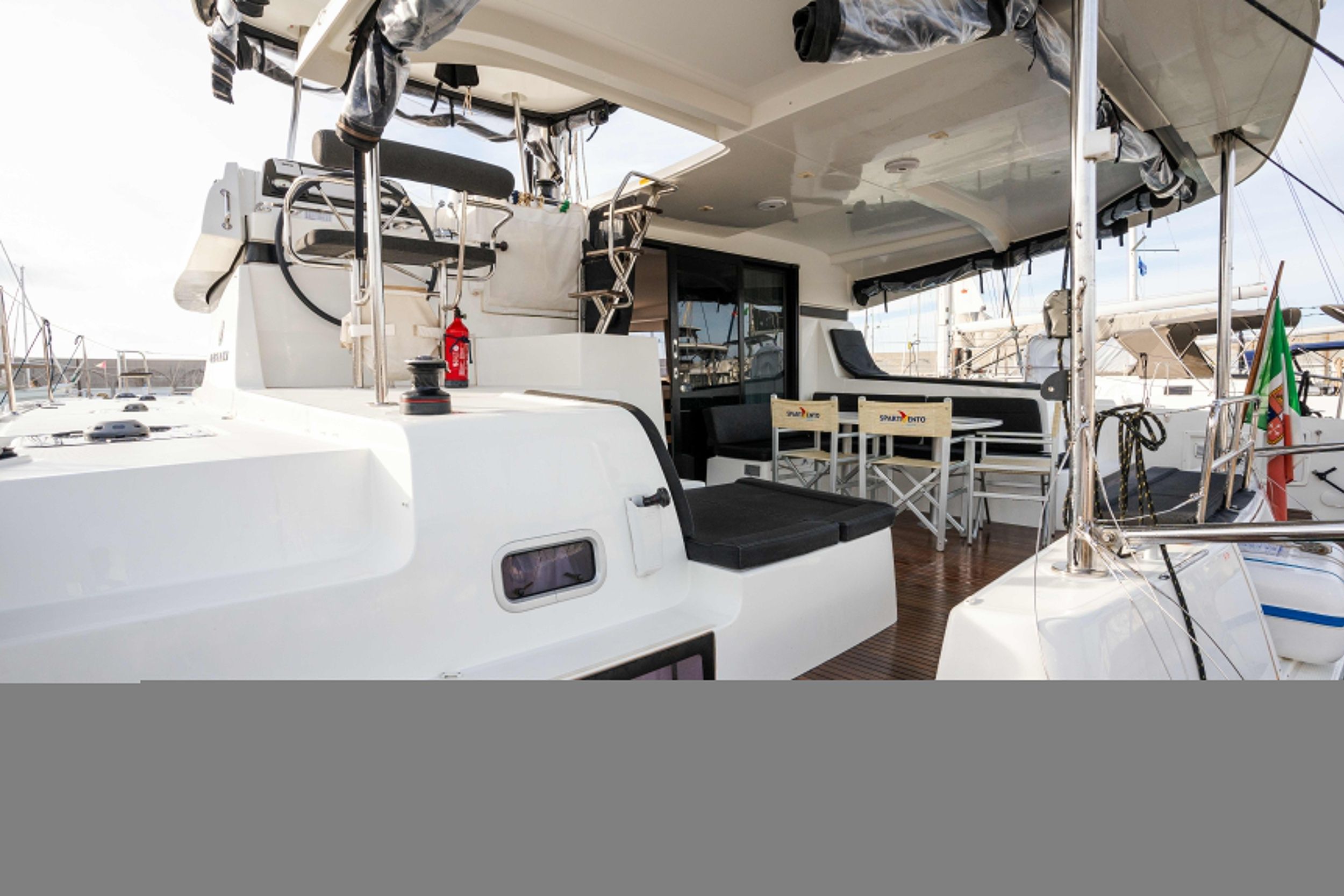 Lagoon 42 — photo 25
