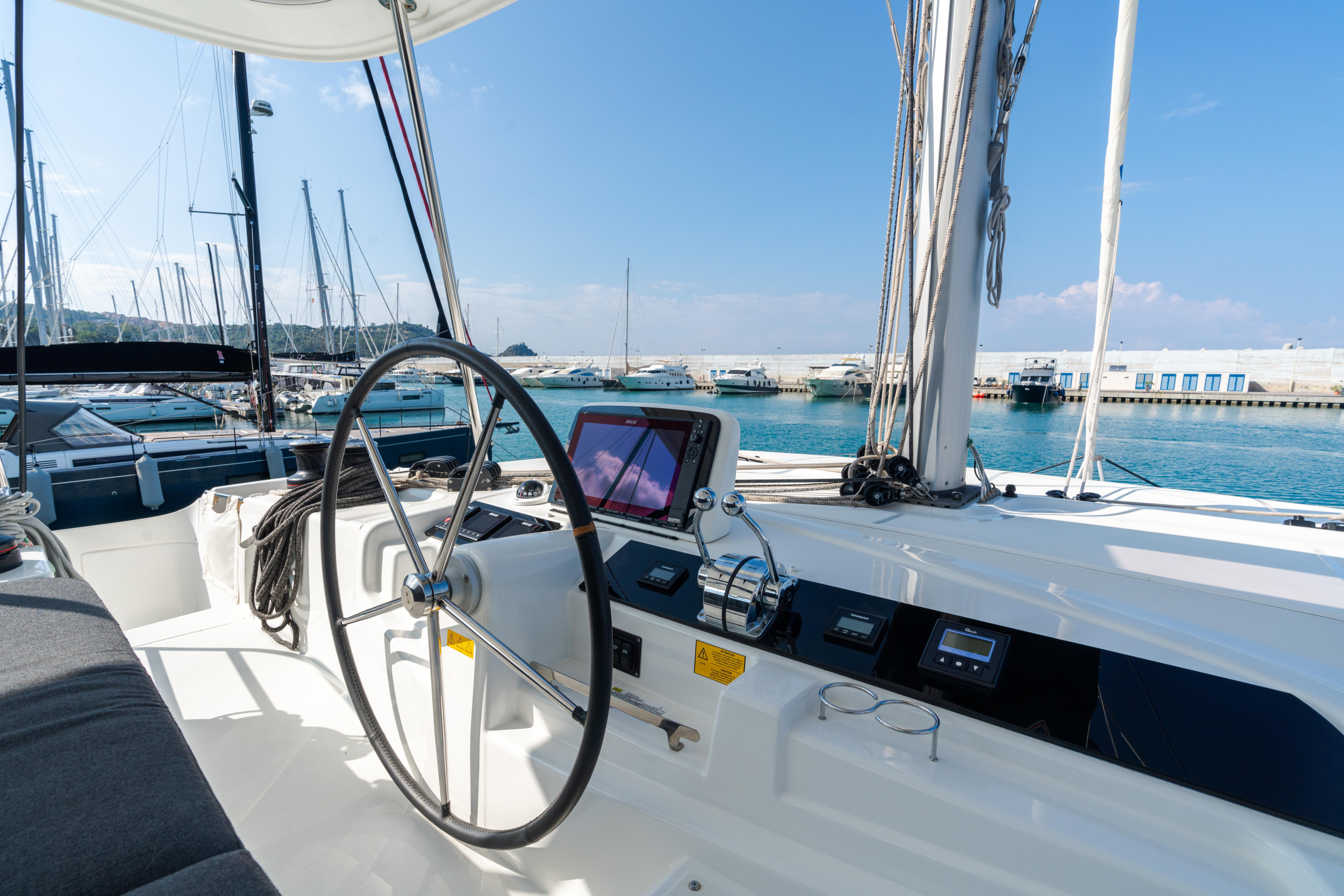 Lagoon 46 — photo 18