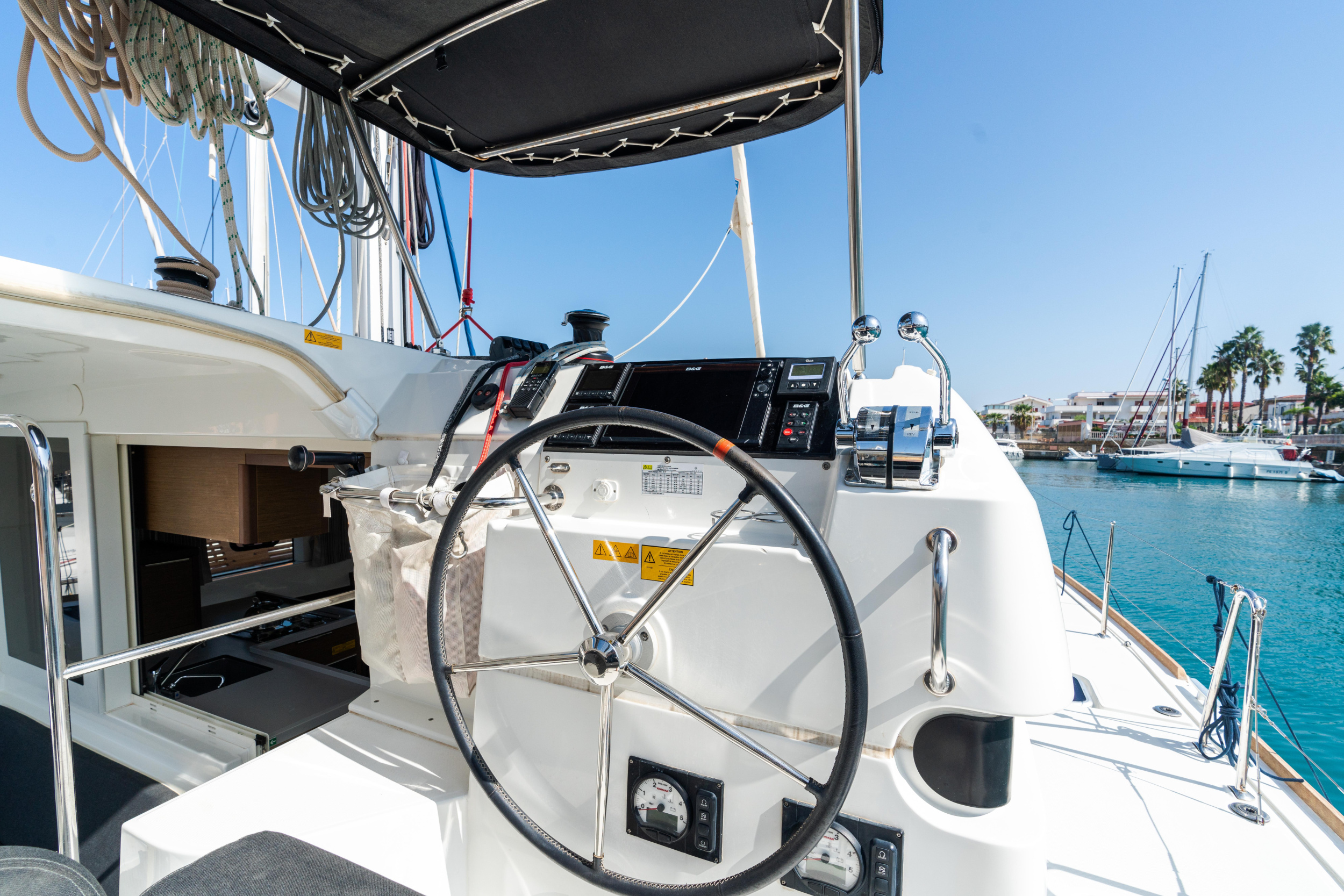 Lagoon 40 — photo 24
