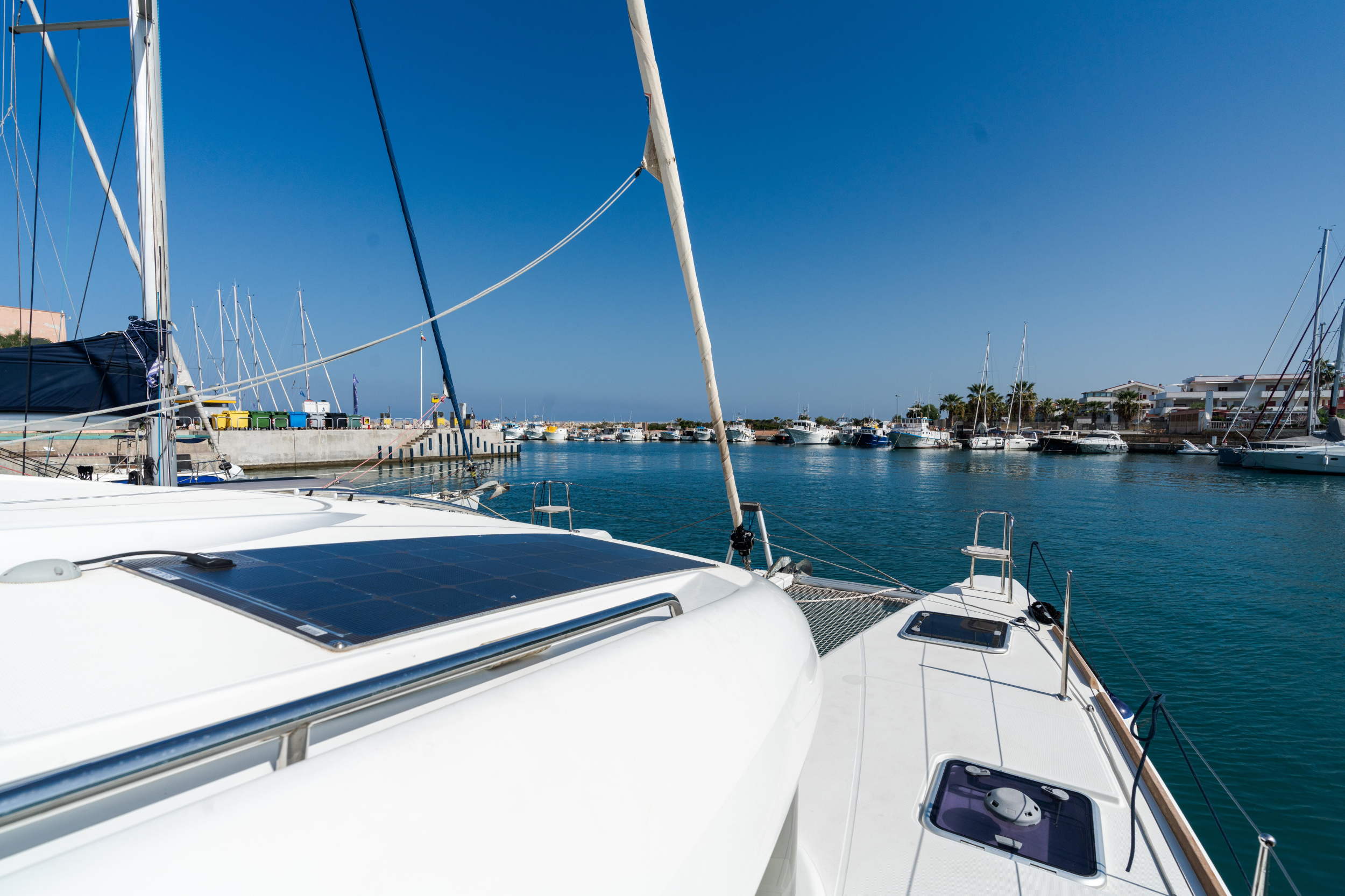 Lagoon 40 — photo 18