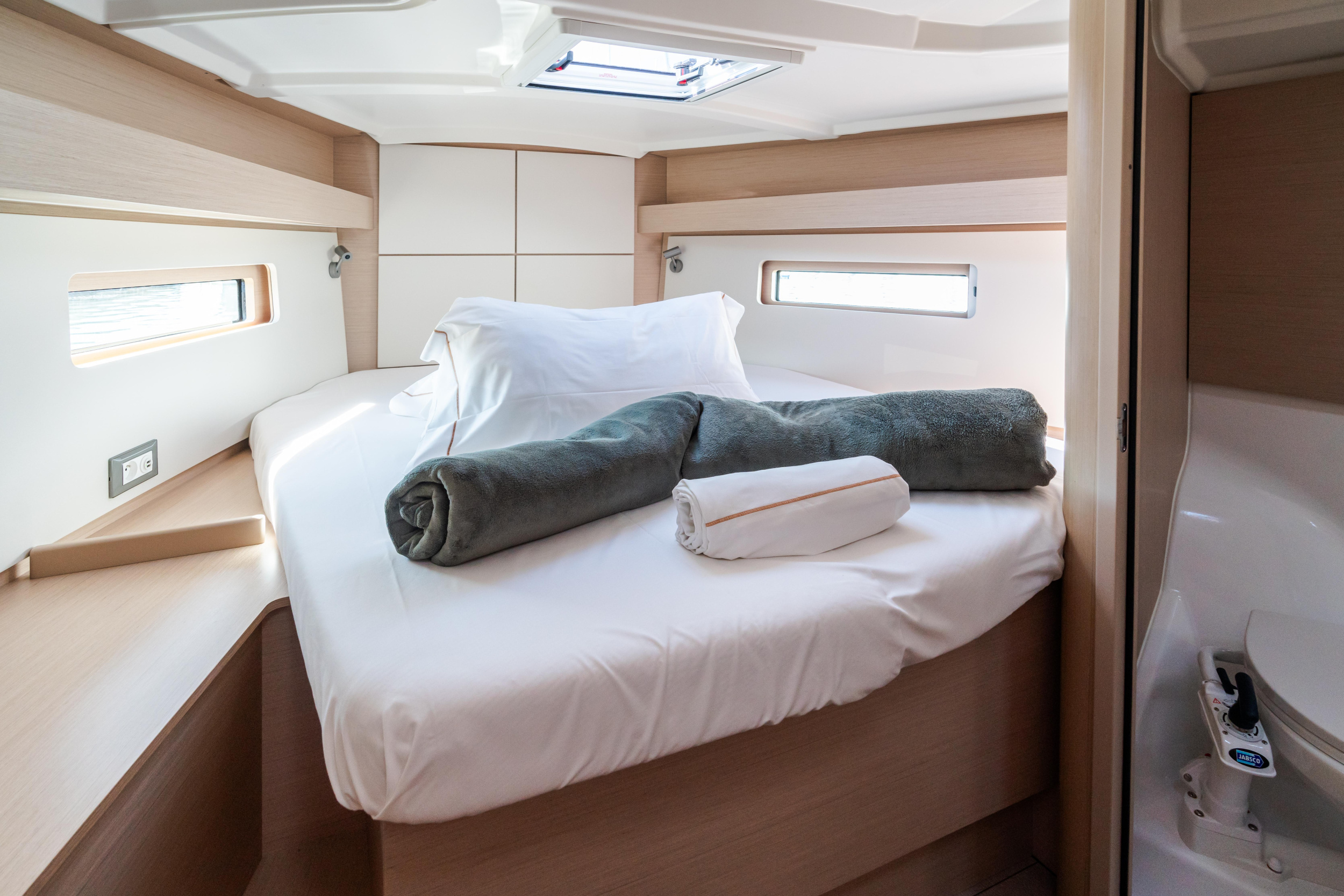 Oceanis 40.1 — photo 19