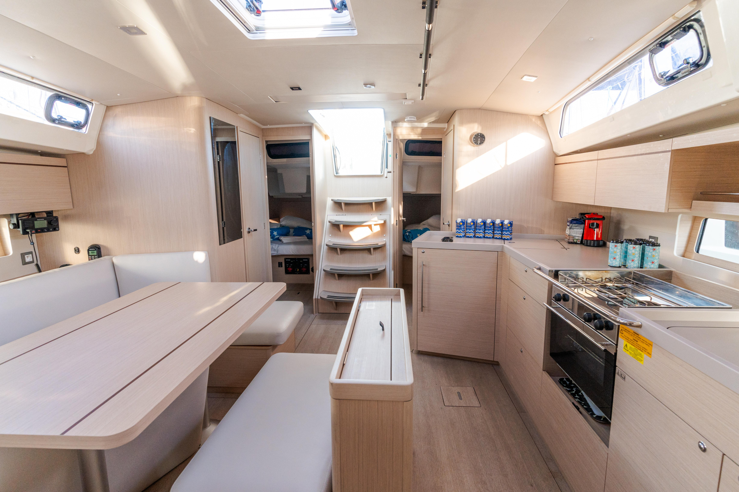 Oceanis 46.1 (bunk cab) — photo 8