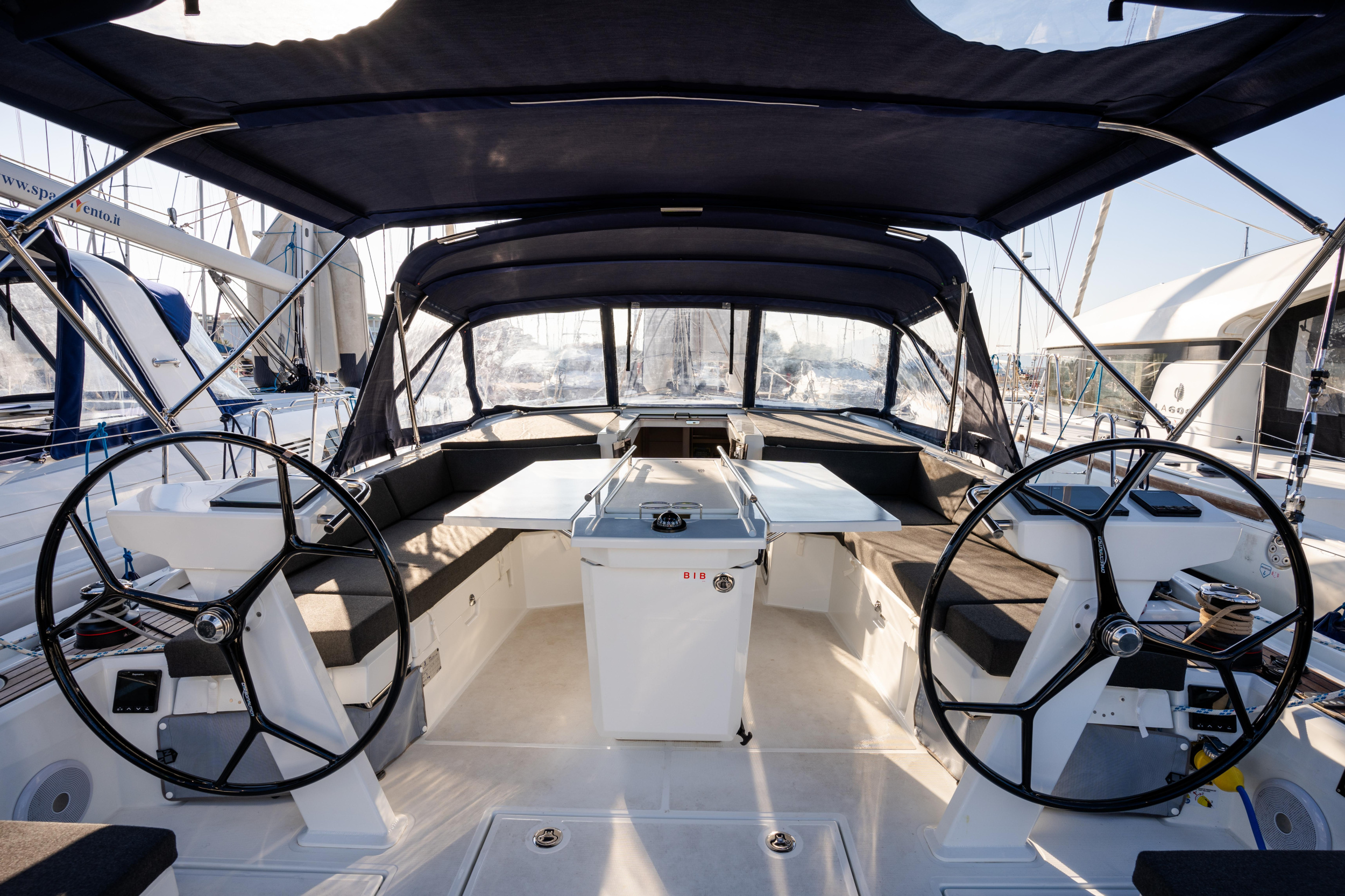 Oceanis 46.1 (bunk cab) — photo 20