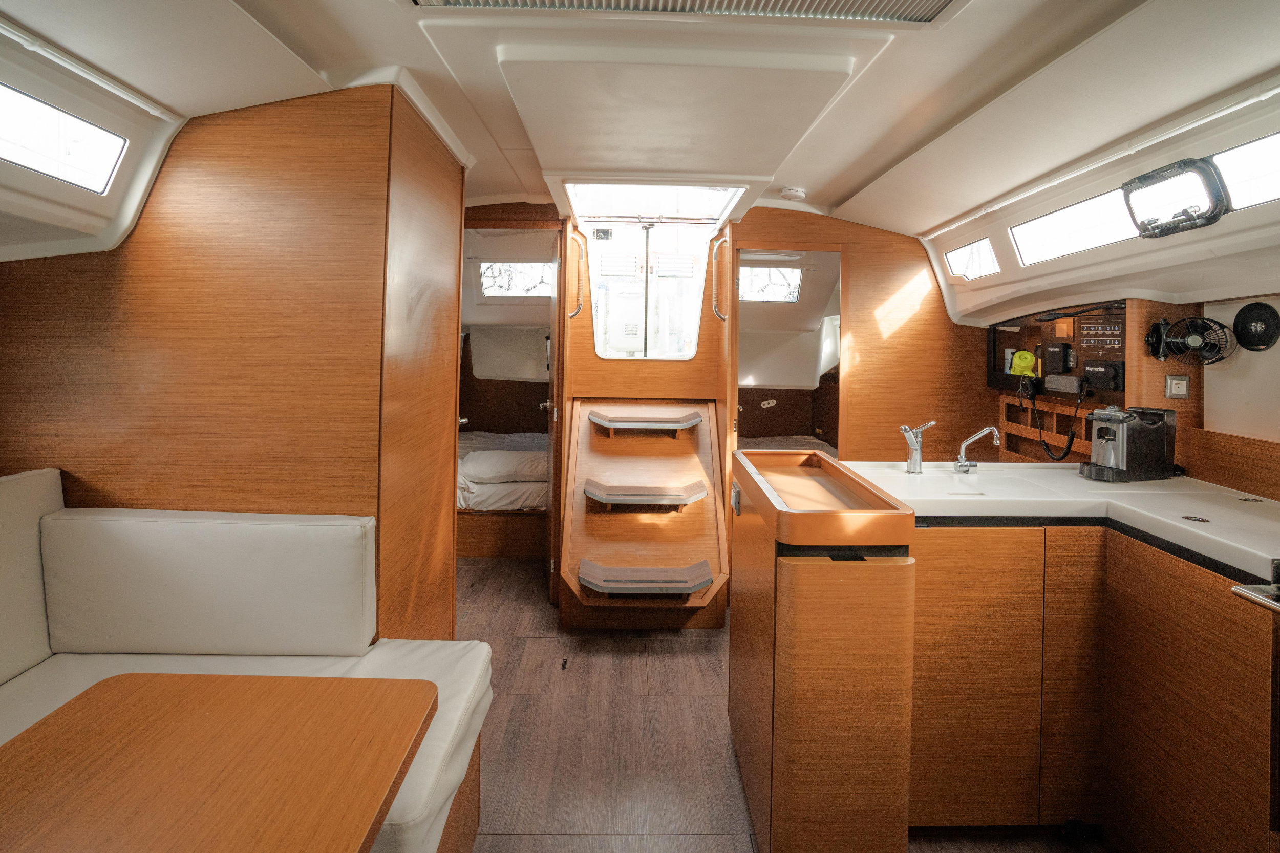 Sun Odyssey 410 — photo 21