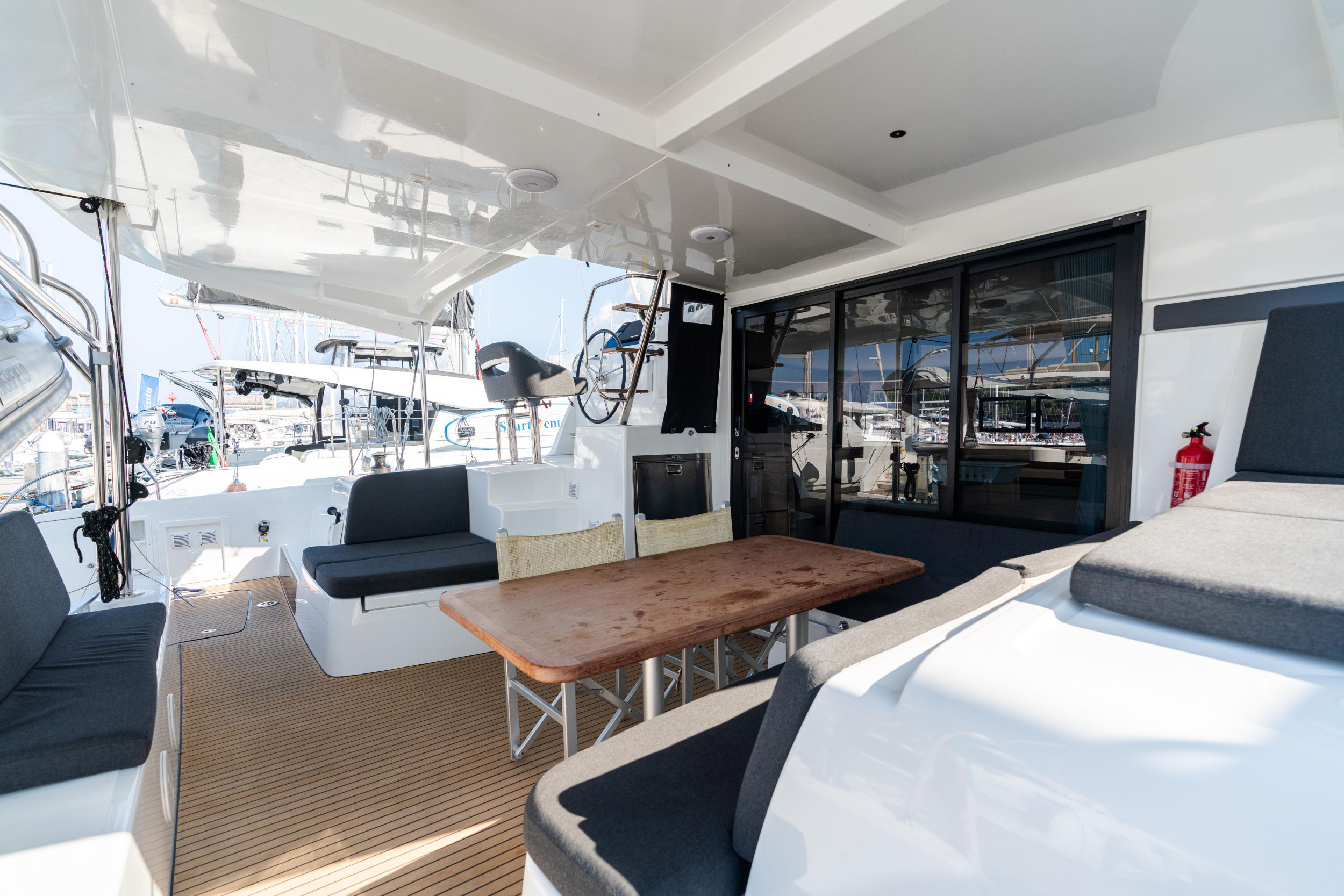 Lagoon 42 — photo 26
