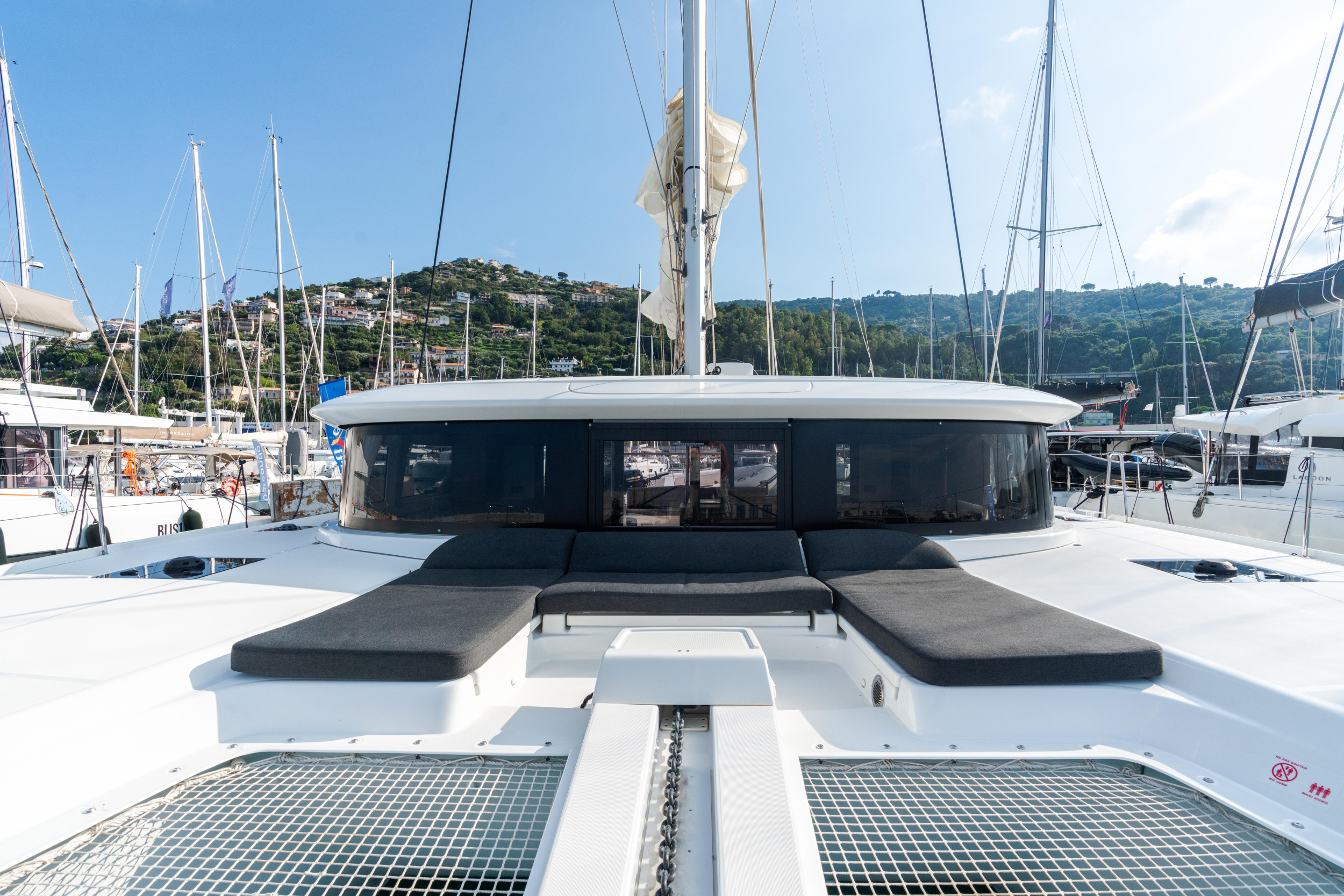 Lagoon 46 — photo 10