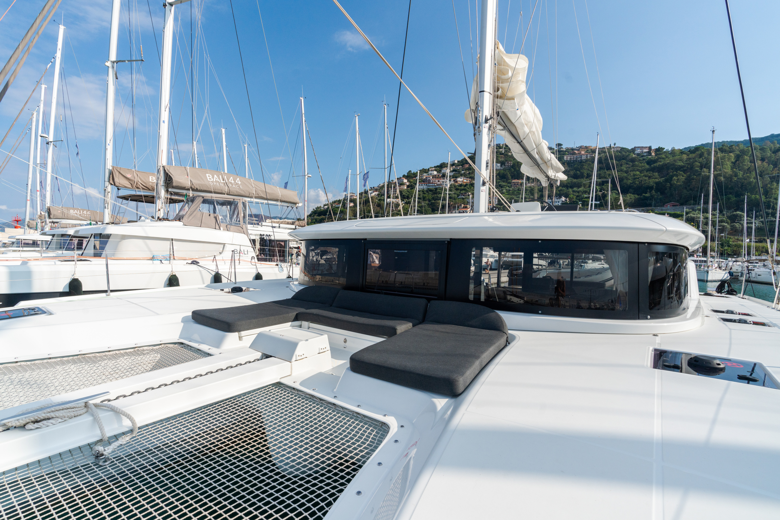Lagoon 46 — photo 17