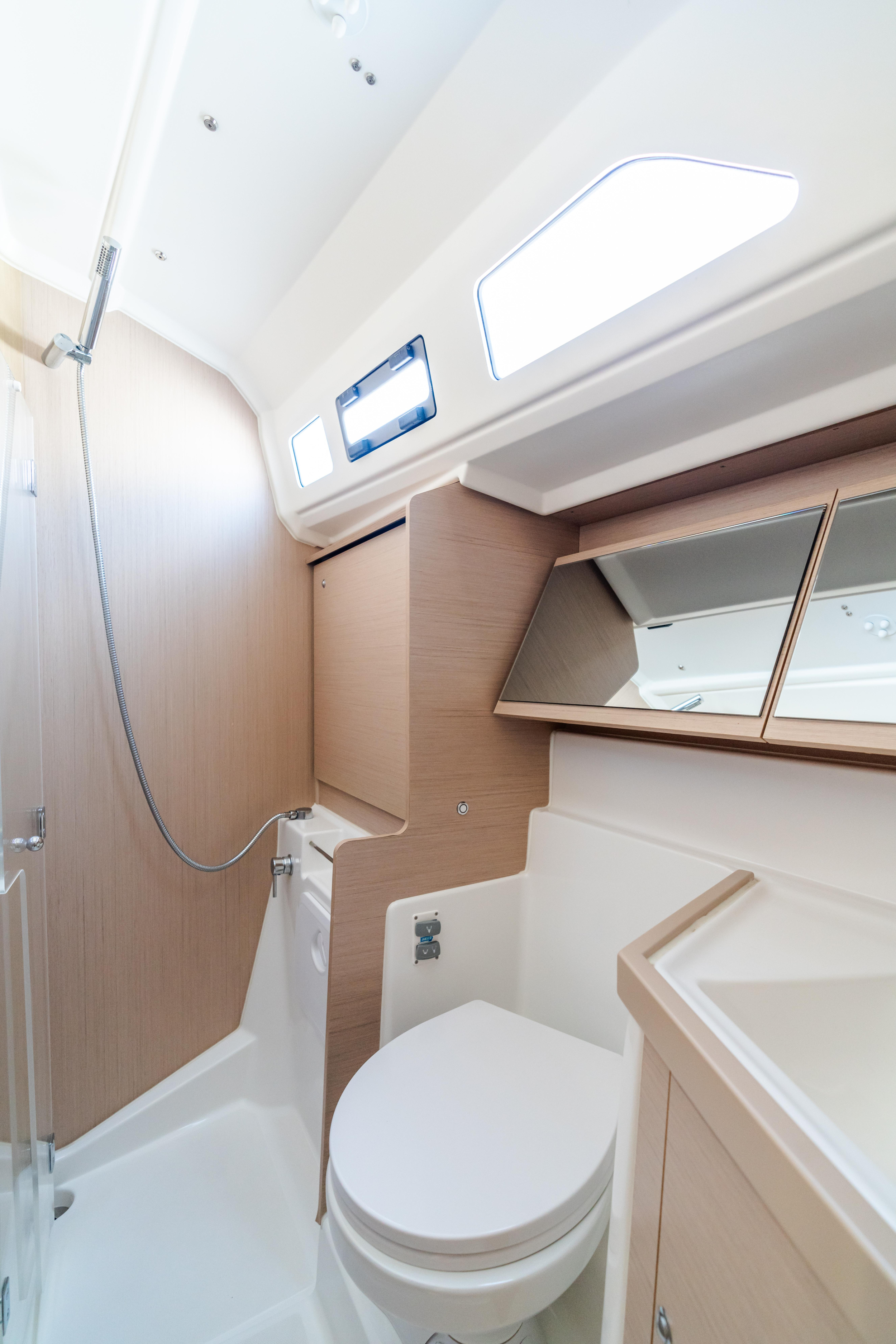Oceanis 40.1 — photo 24