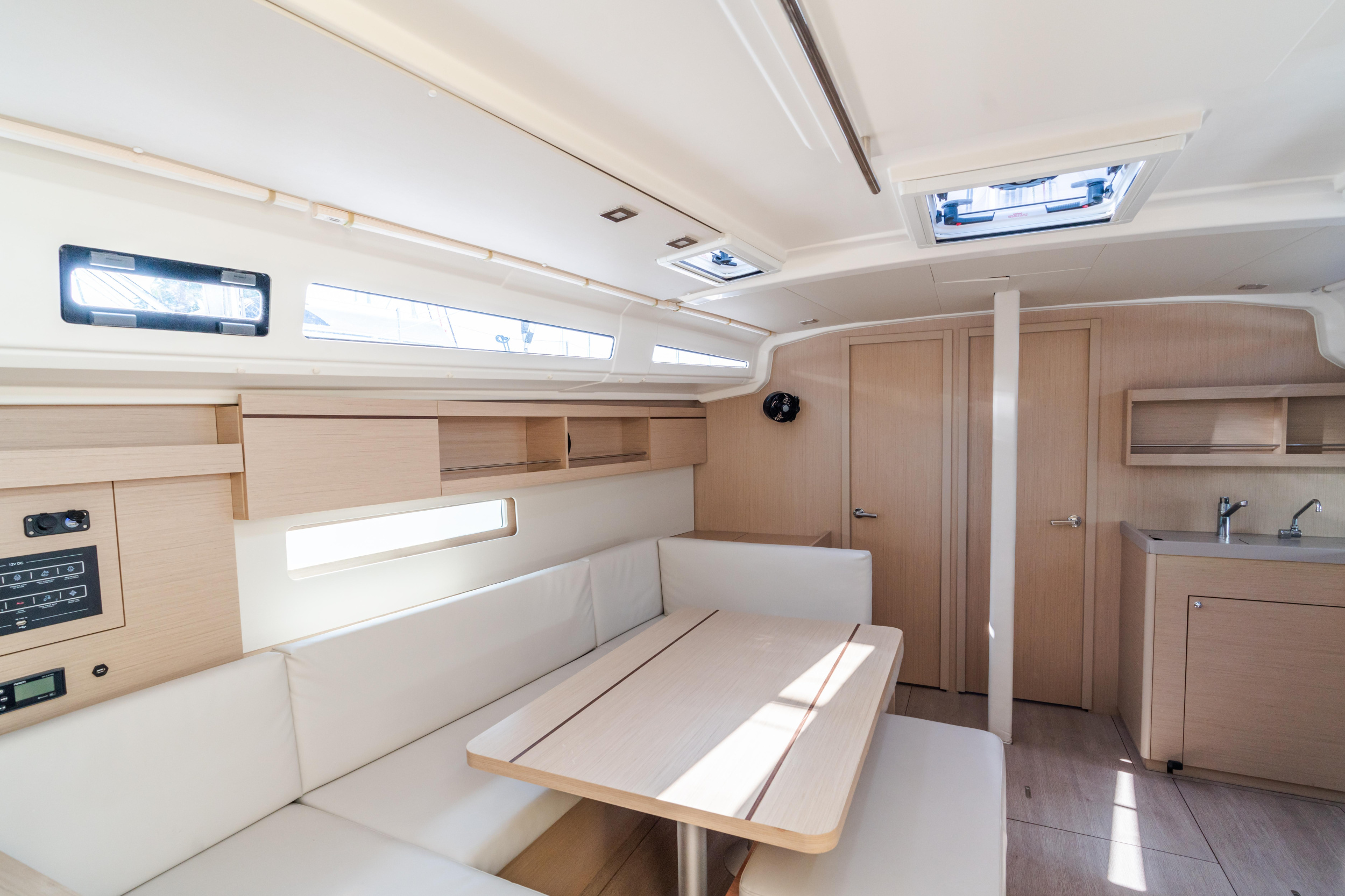 Oceanis 40.1 — photo 20
