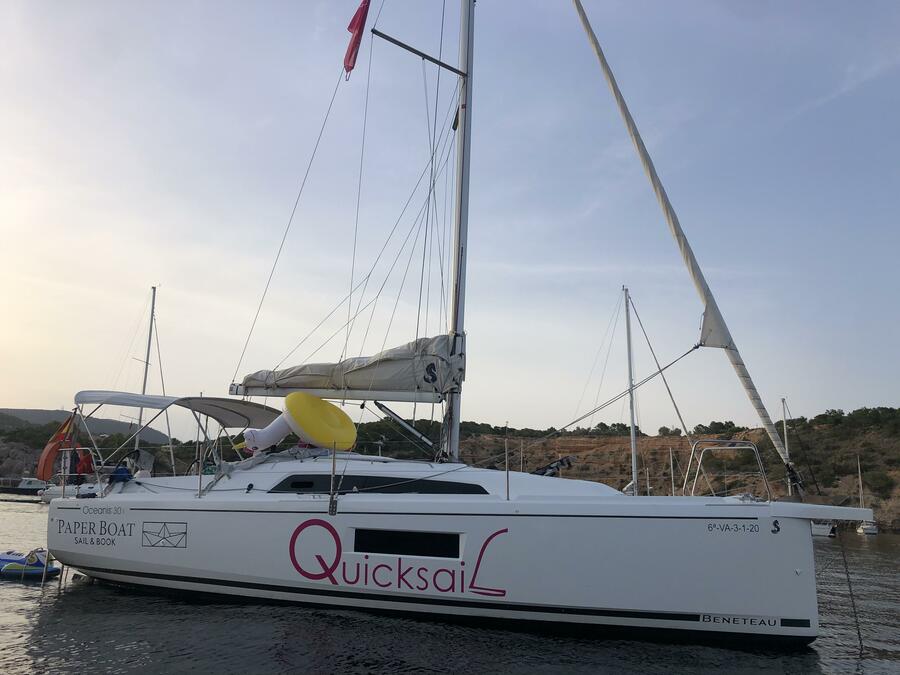 Photo #1 - OCEANIS 30.1 (LE FLYP) en MARSEILLE VIEUX-PORT - 27131