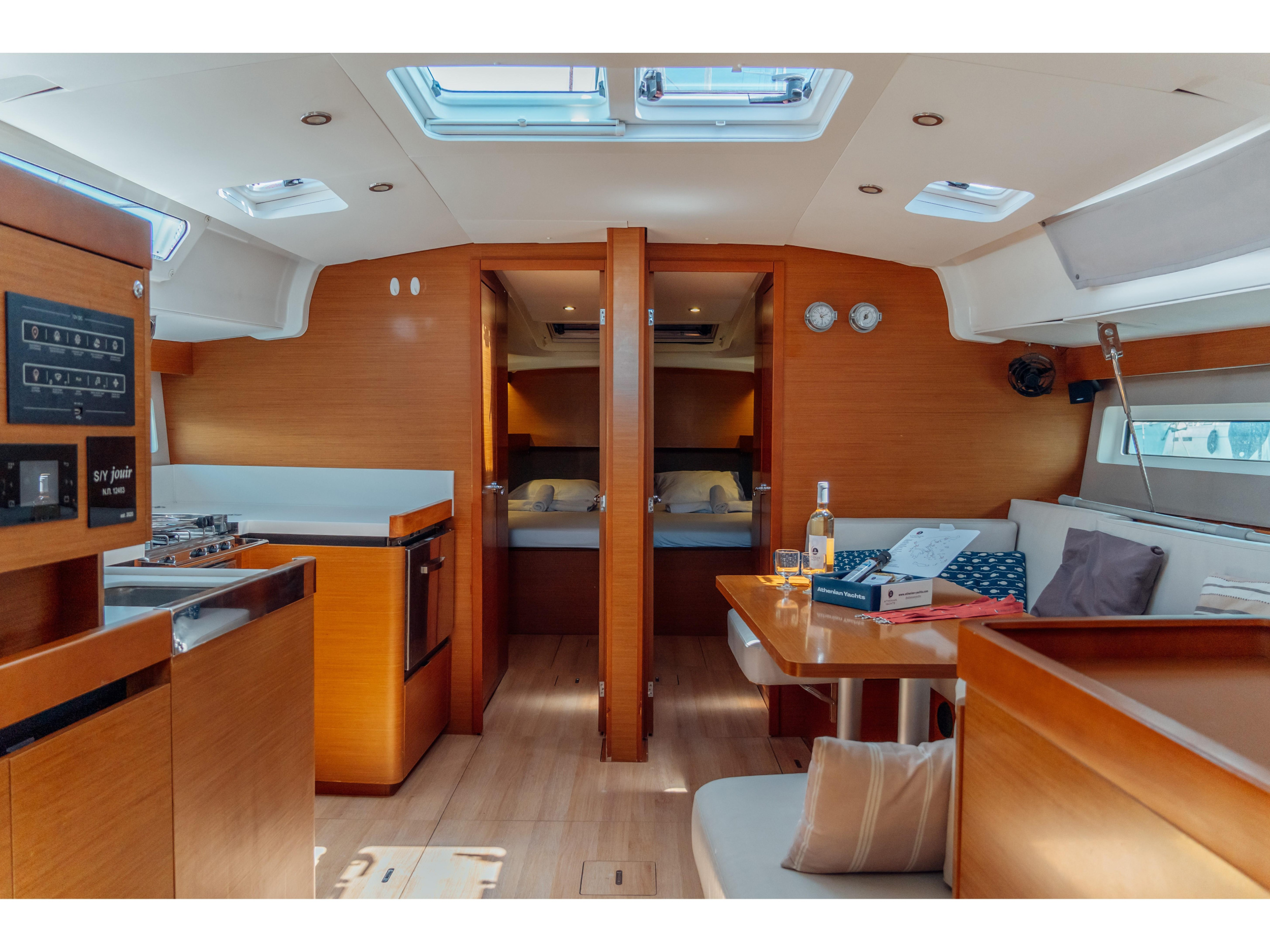 Sun Odyssey 490 4 cabins — photo 2