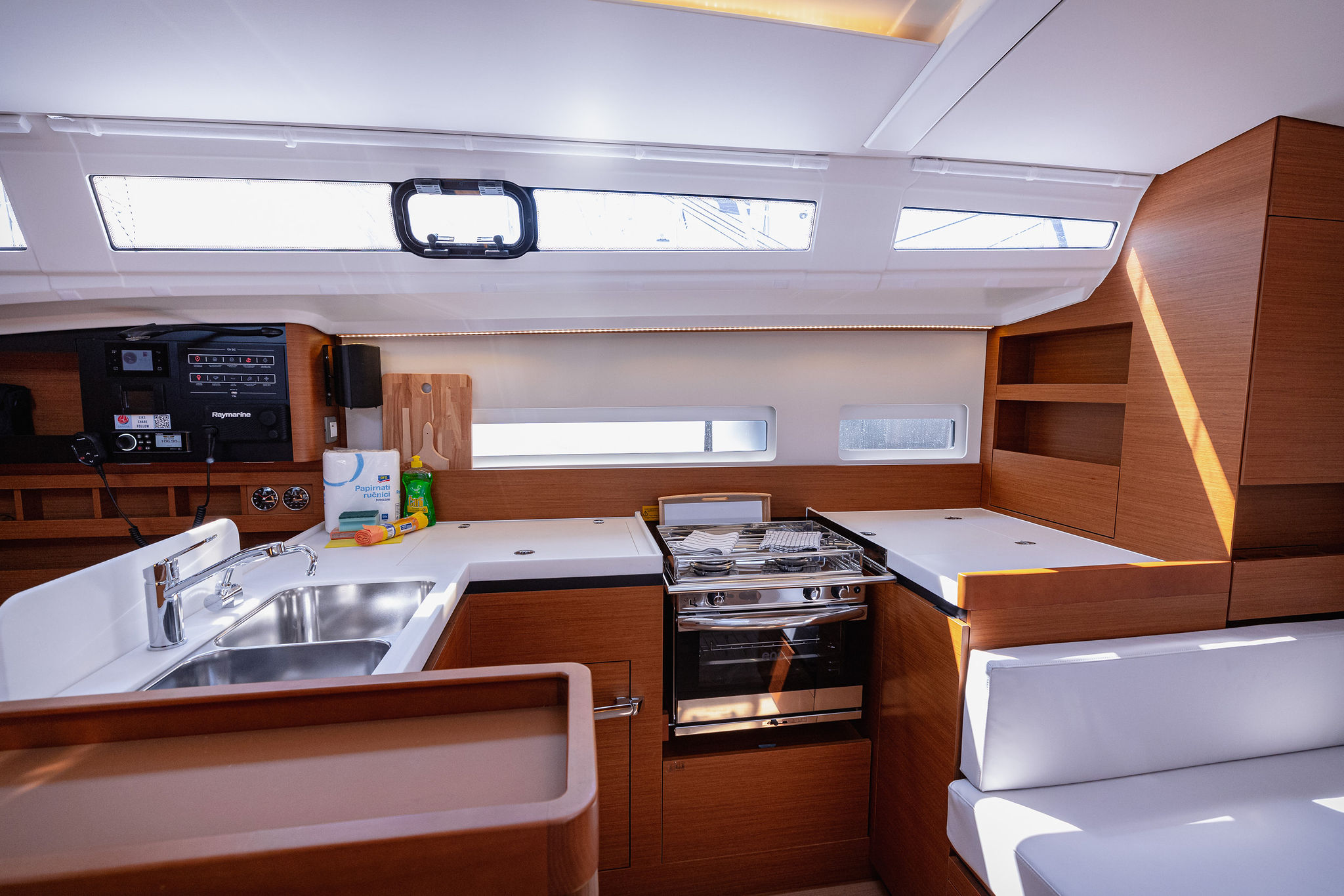 Sun Odyssey 410 — photo 22