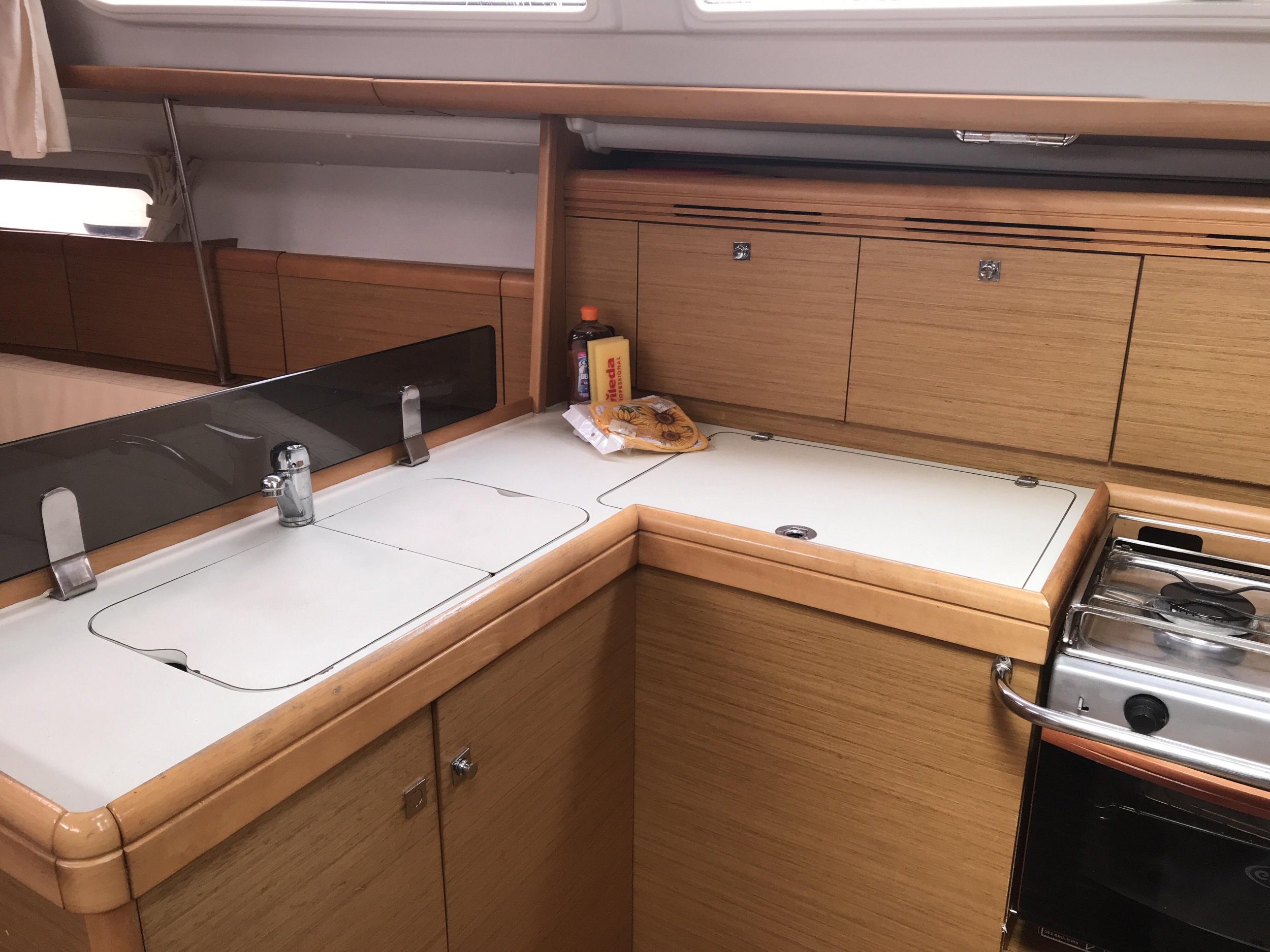 Sun Odyssey 36i — photo 9