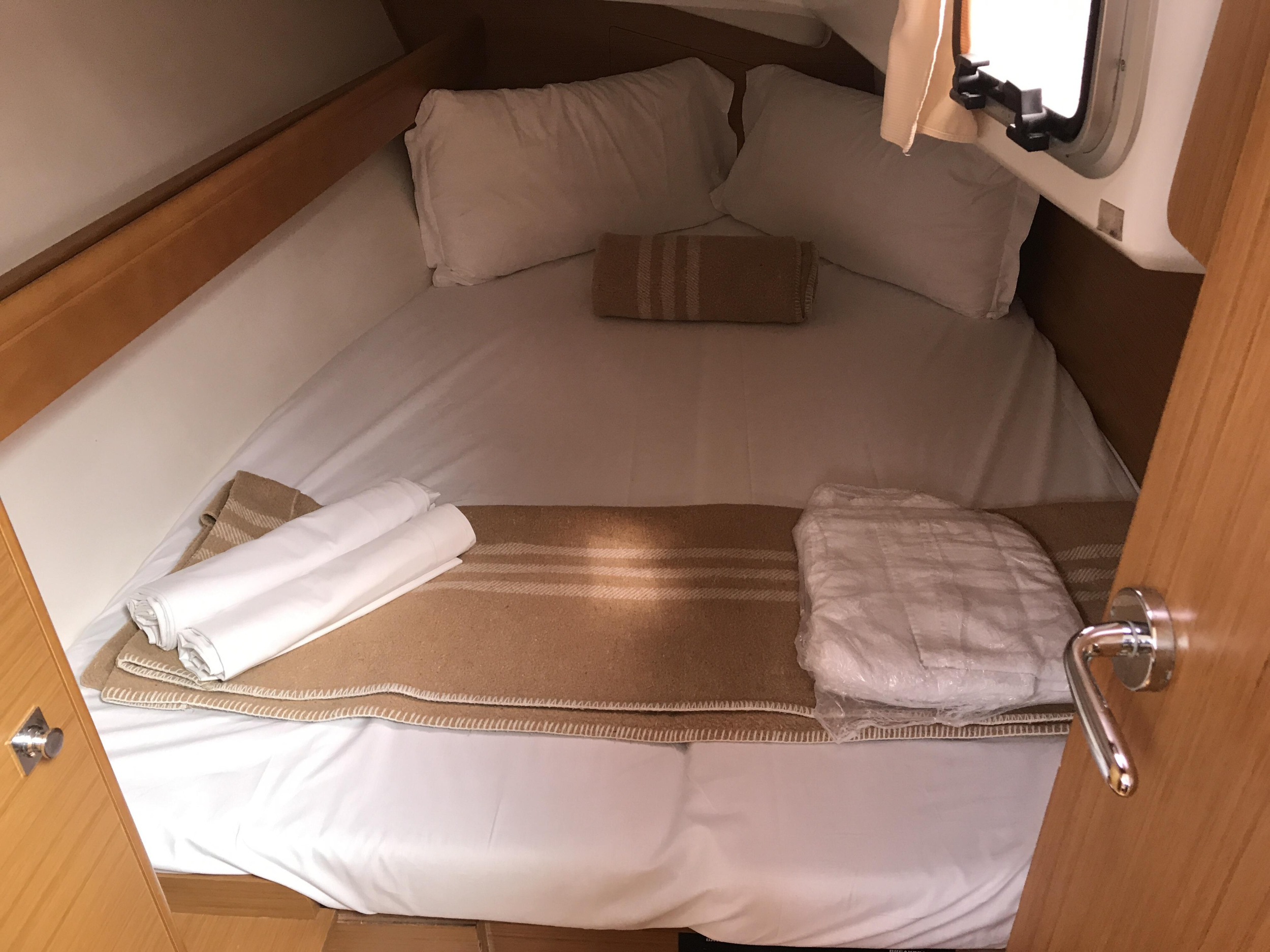 Sun Odyssey 36i — photo 4