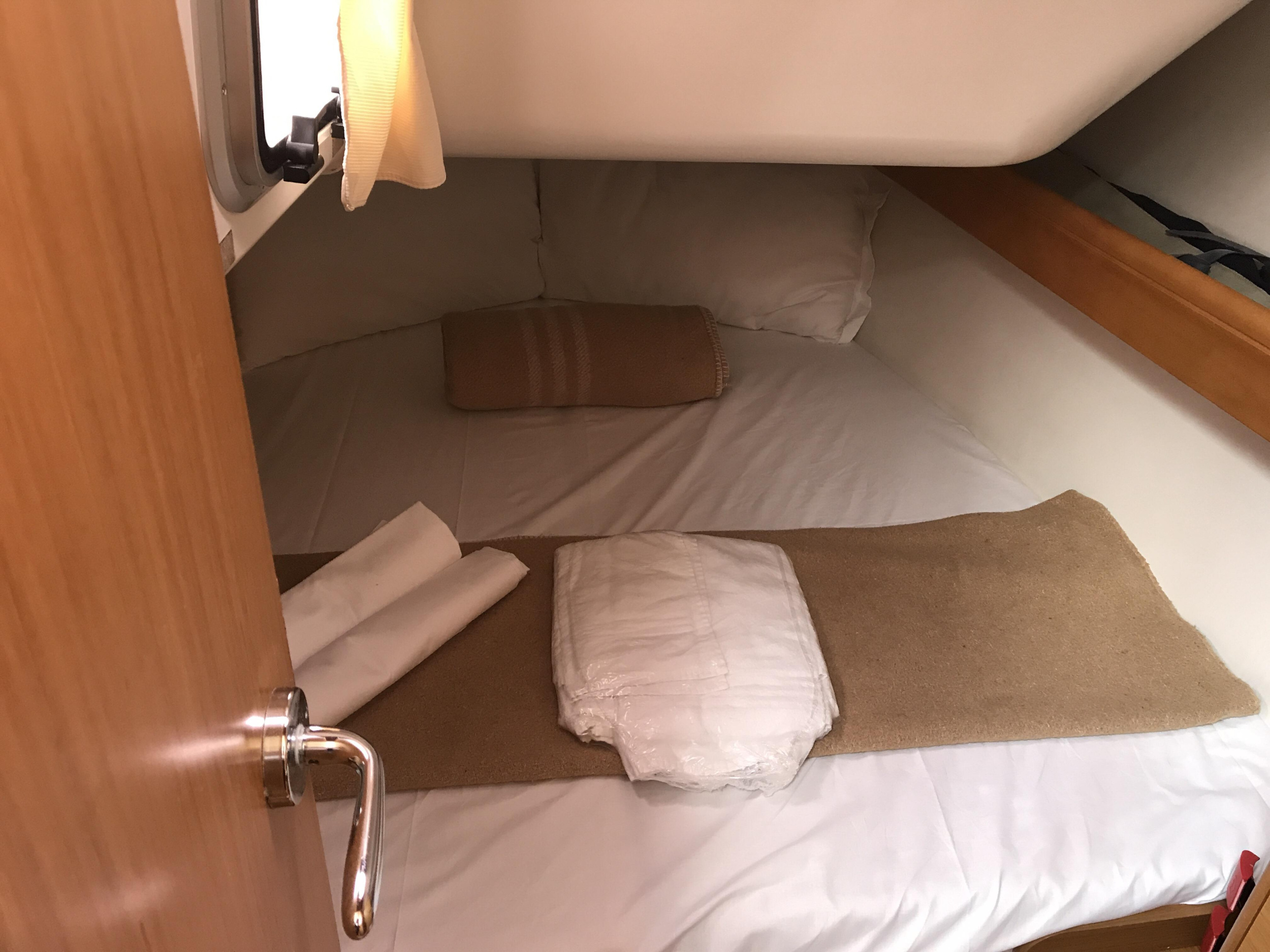 Sun Odyssey 36i — photo 5