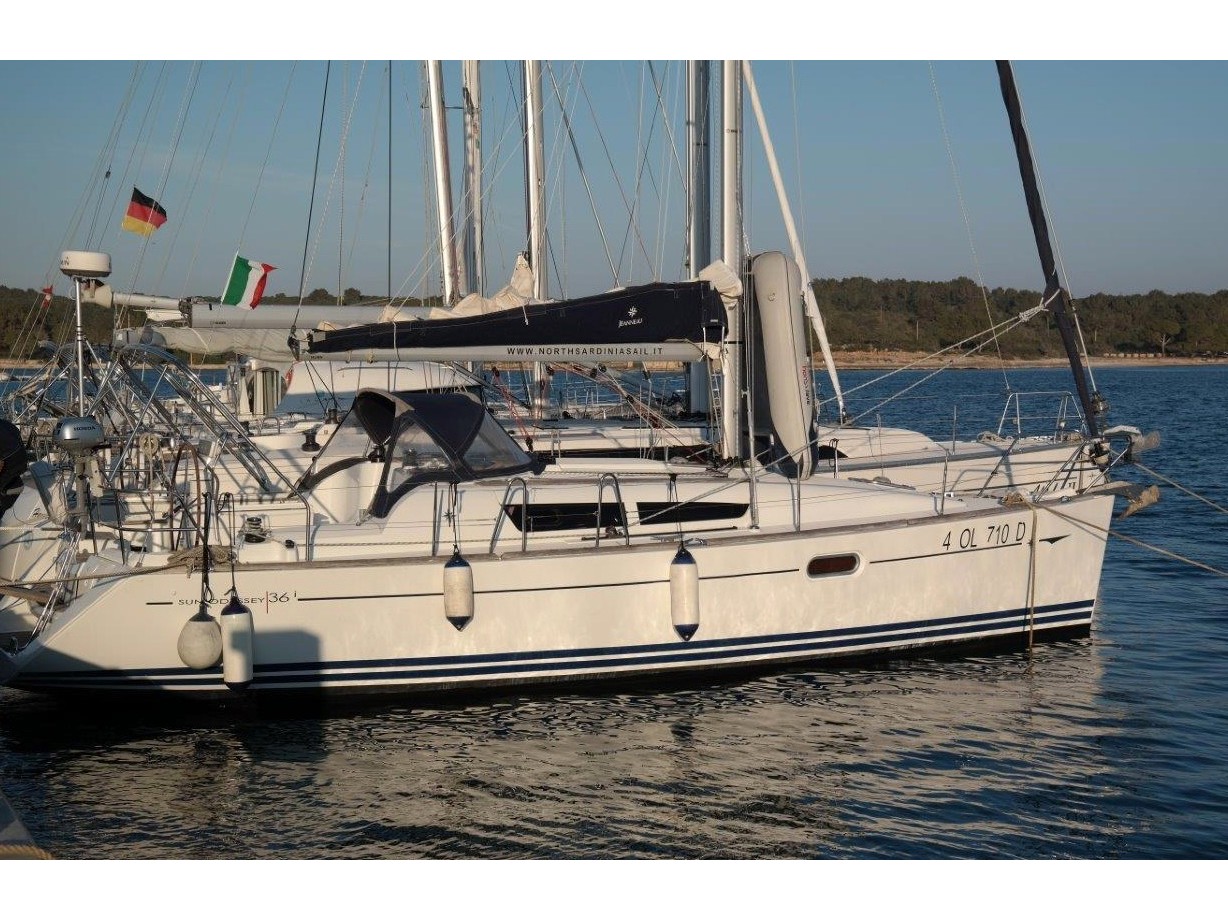 Sun Odyssey 36i — photo 1