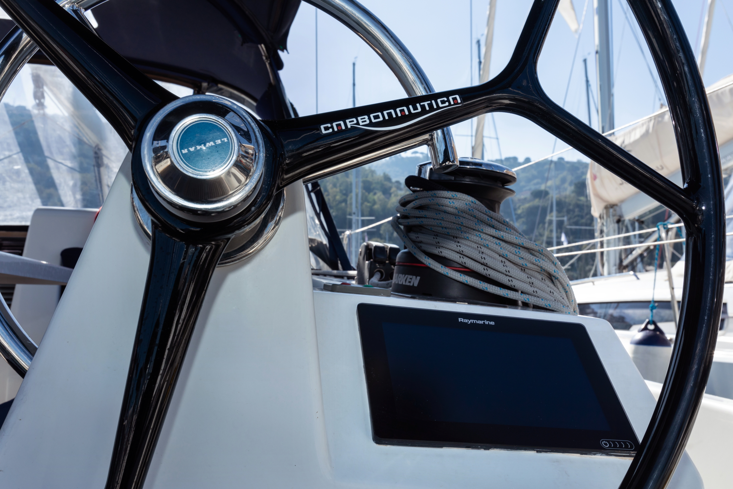 Sun Odyssey 410 — photo 3