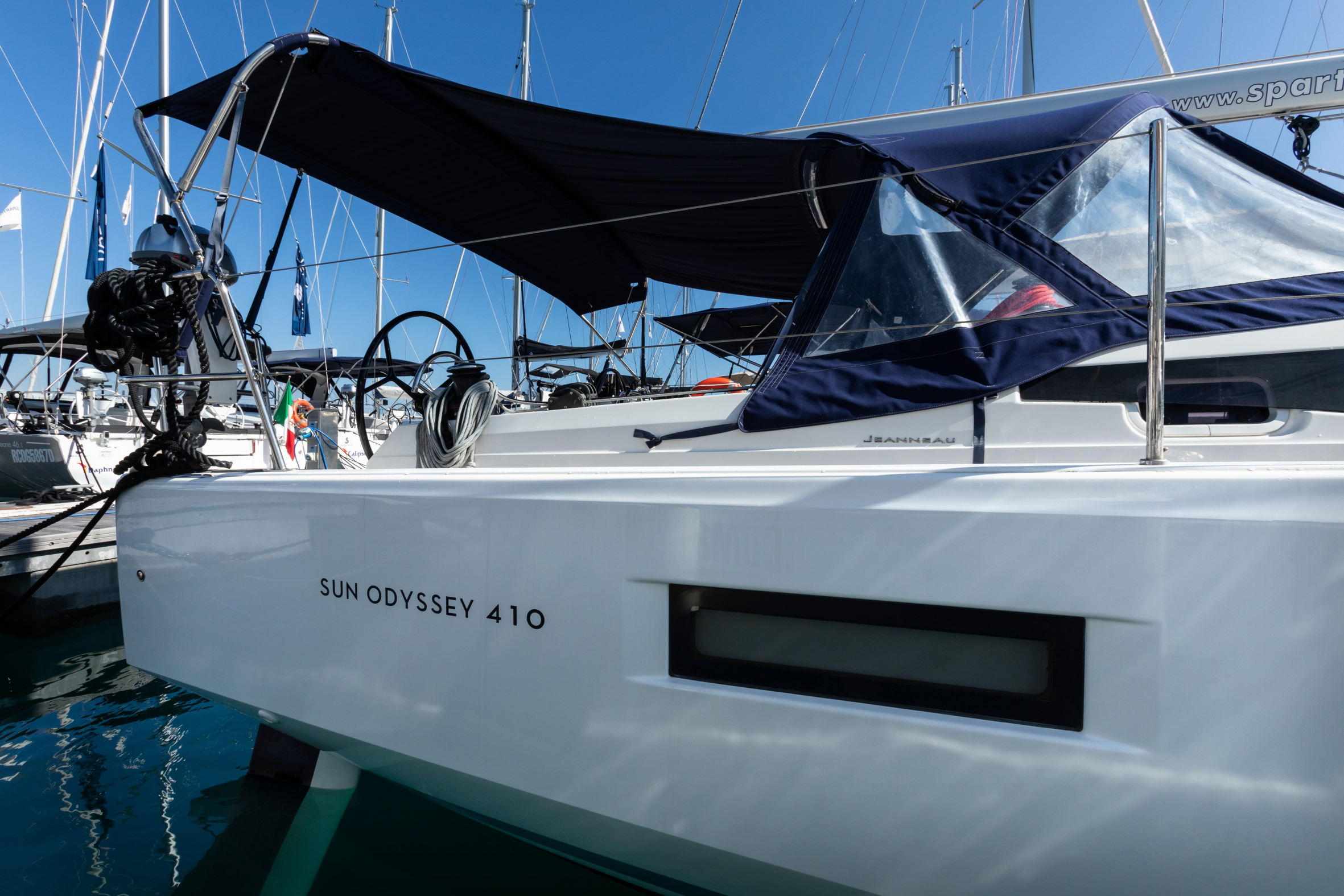 Sun Odyssey 410 — photo 13
