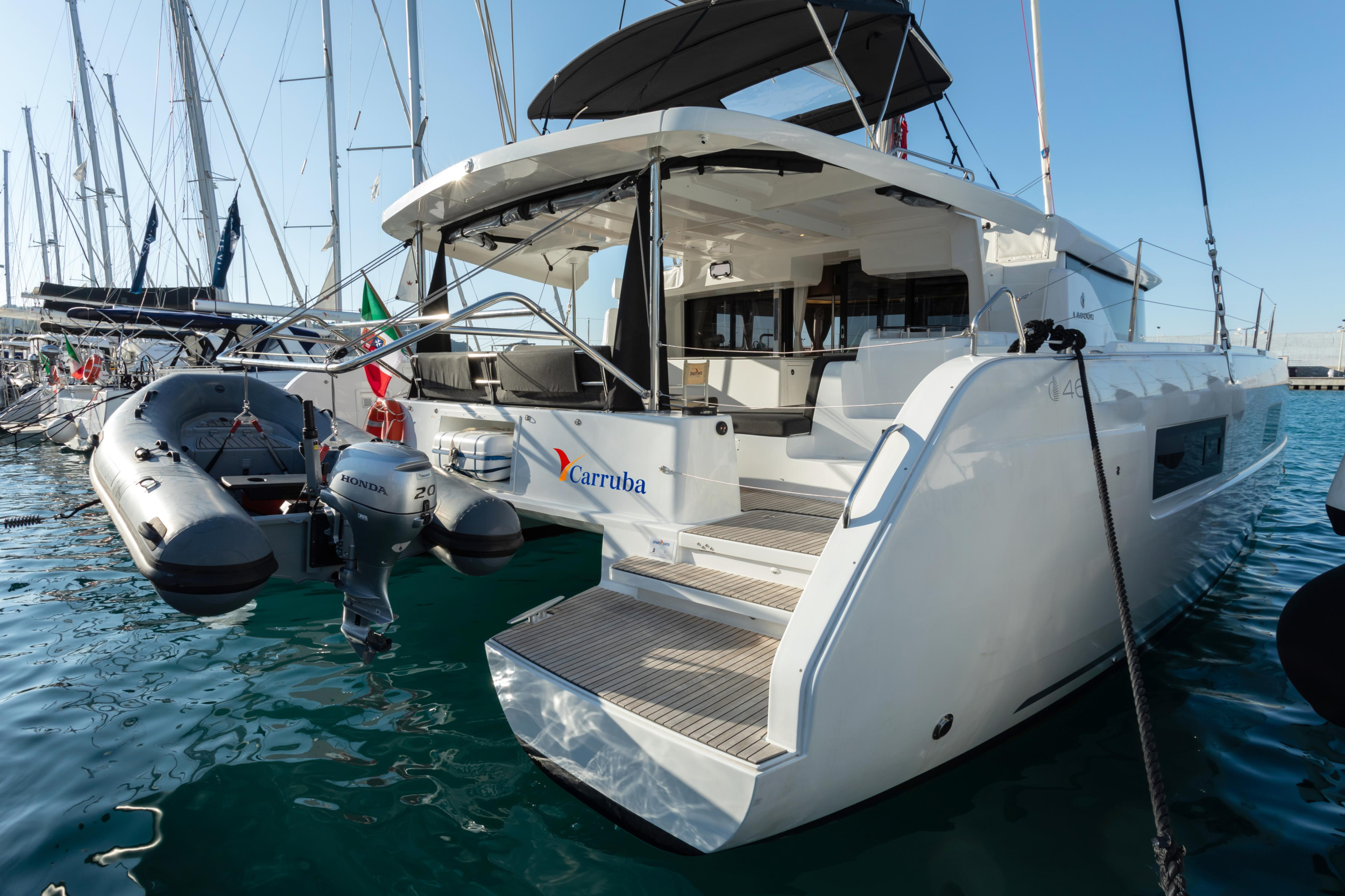 Lagoon 46 — photo 4