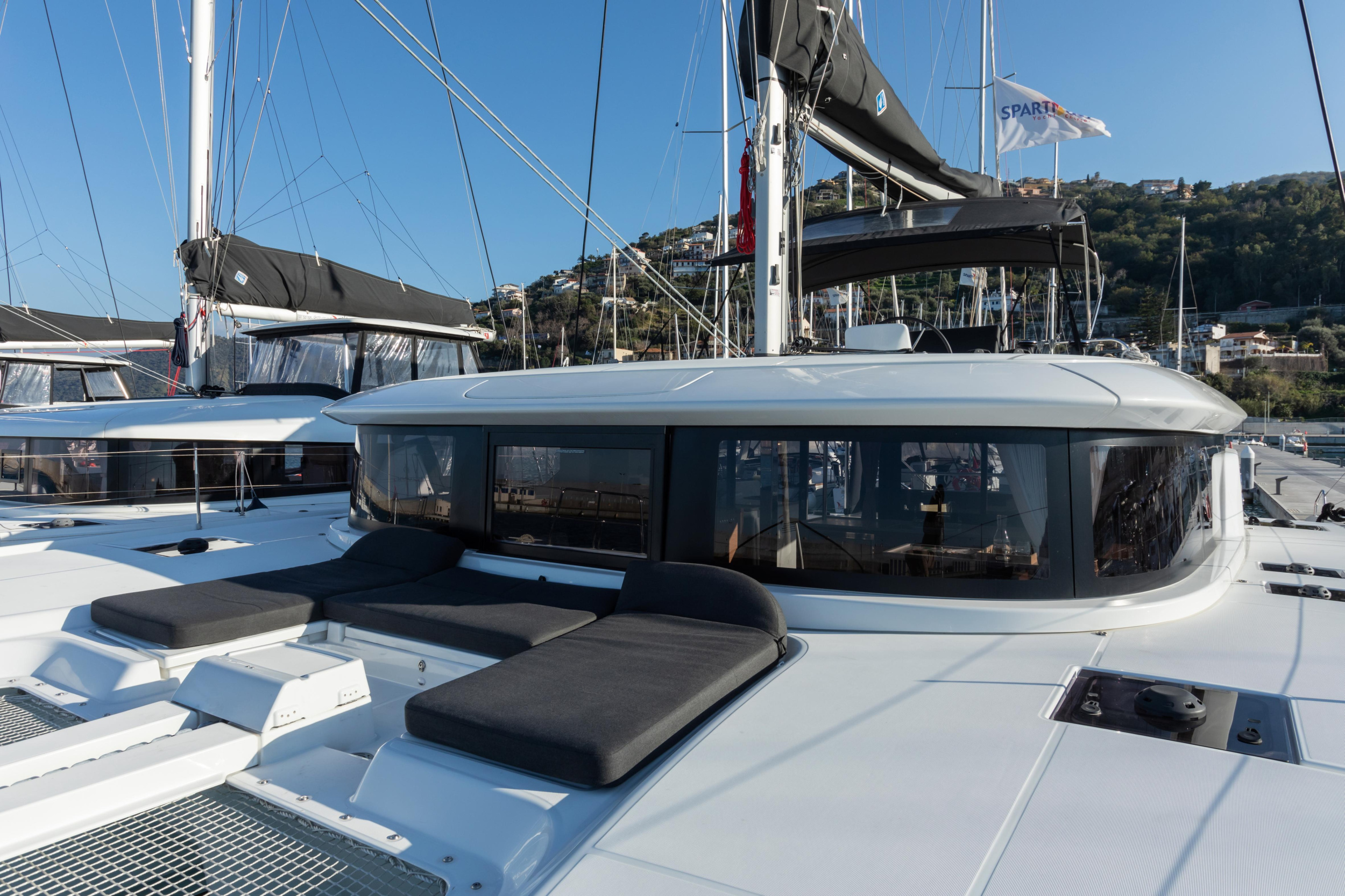 Lagoon 46 — photo 23