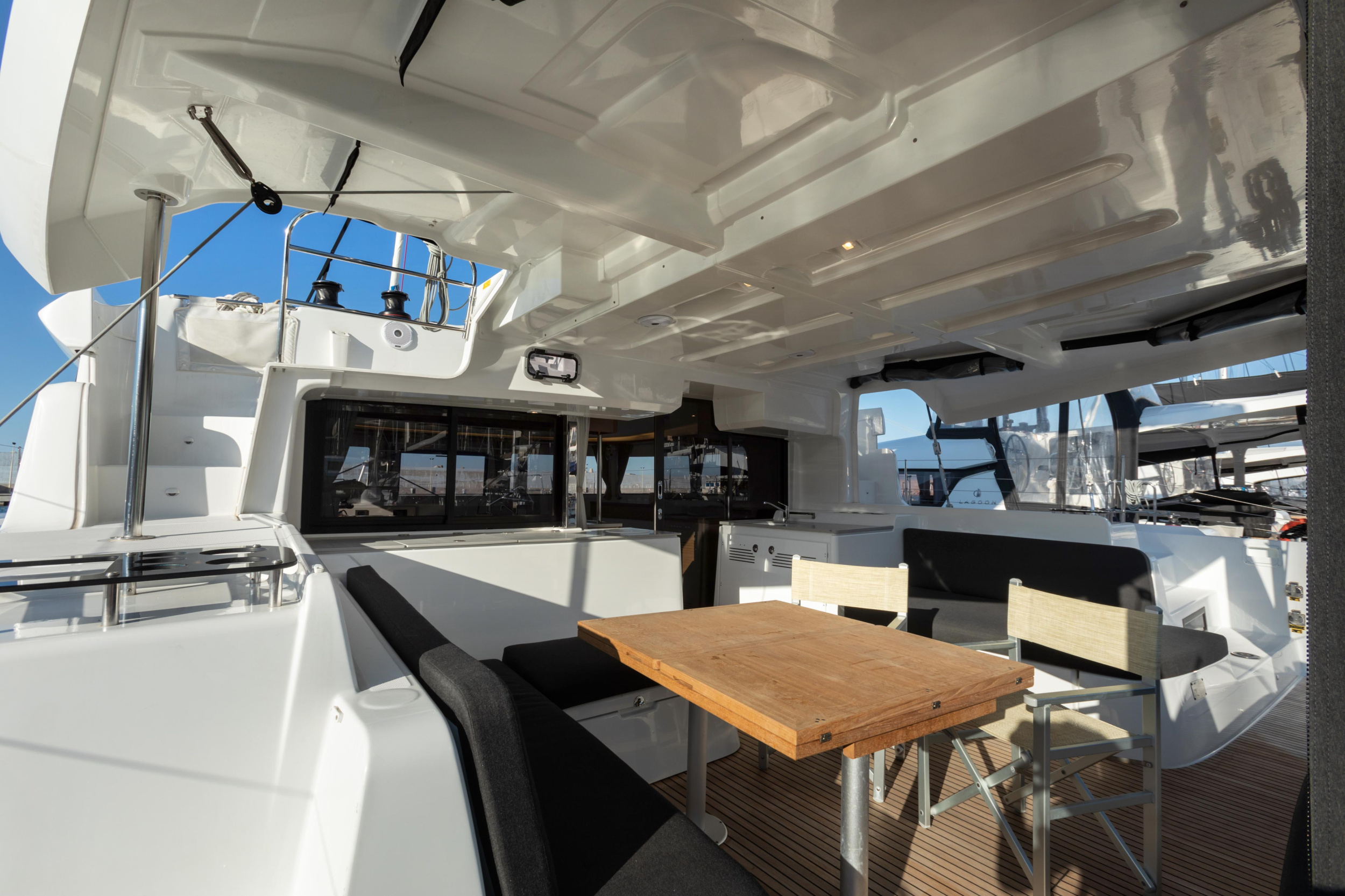 Lagoon 46 — photo 16