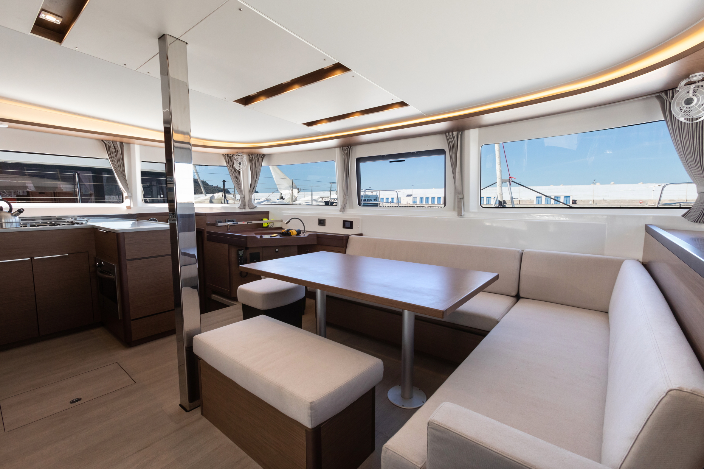 Lagoon 46 — photo 15