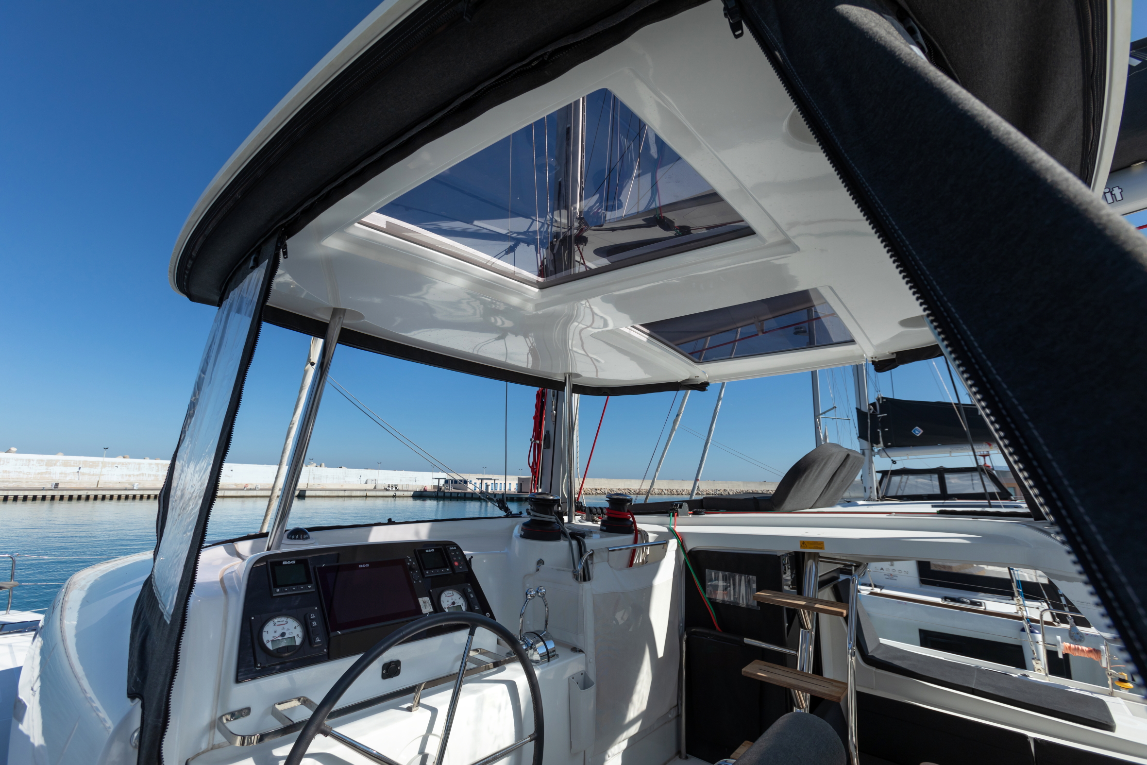 Lagoon 42 — photo 20