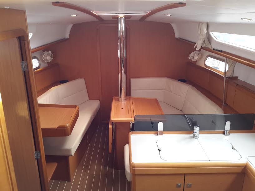 Sun Odyssey 36i — photo 4